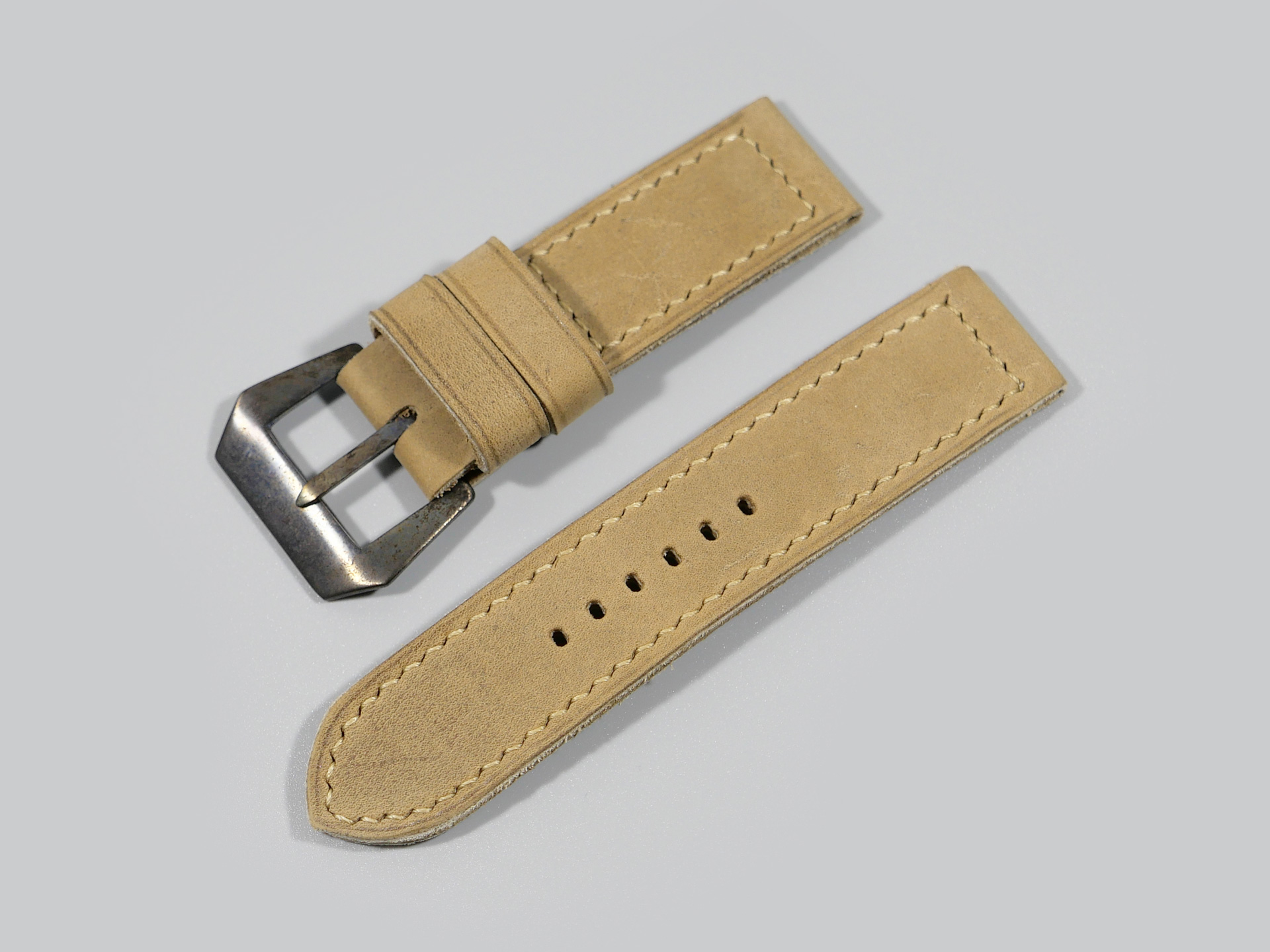 Panerai Luminor 44mm Handmade Leather Strap Tan Marcello IMAGE