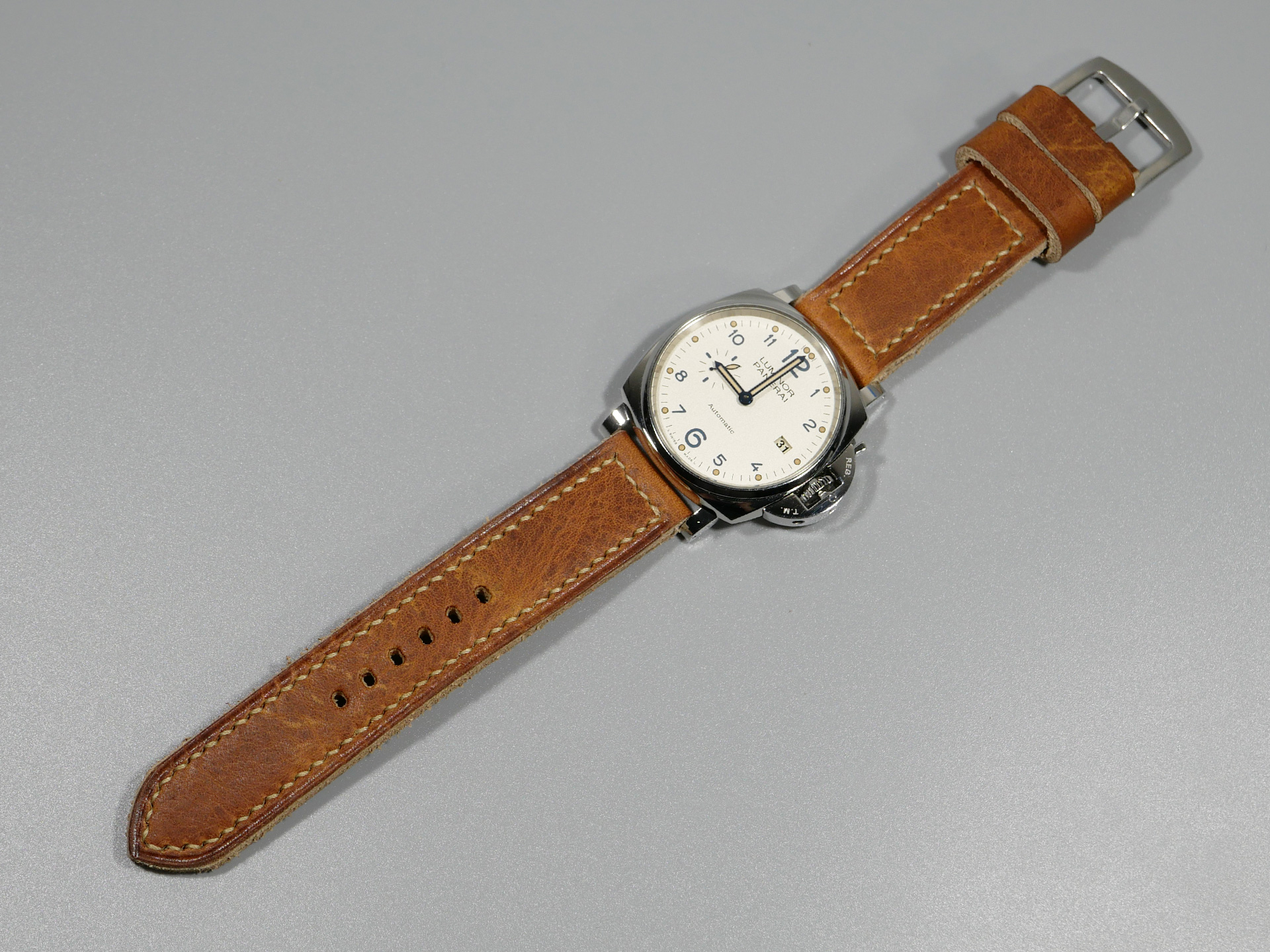 Panerai Luminor DUE 42mm Leather Strap Handmade by Marcello IMAGE