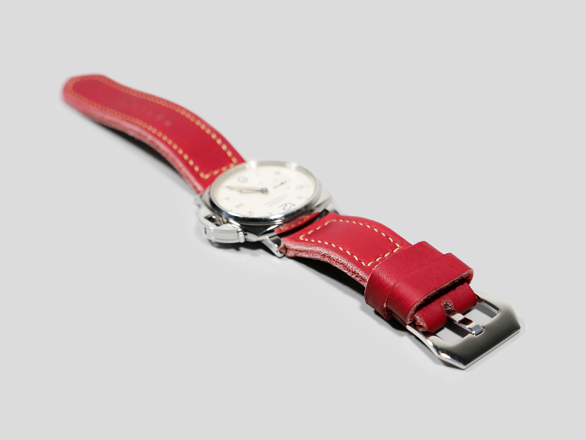 Luminor Due 42mm Crimson Red Strap Marcelllo IMAGE