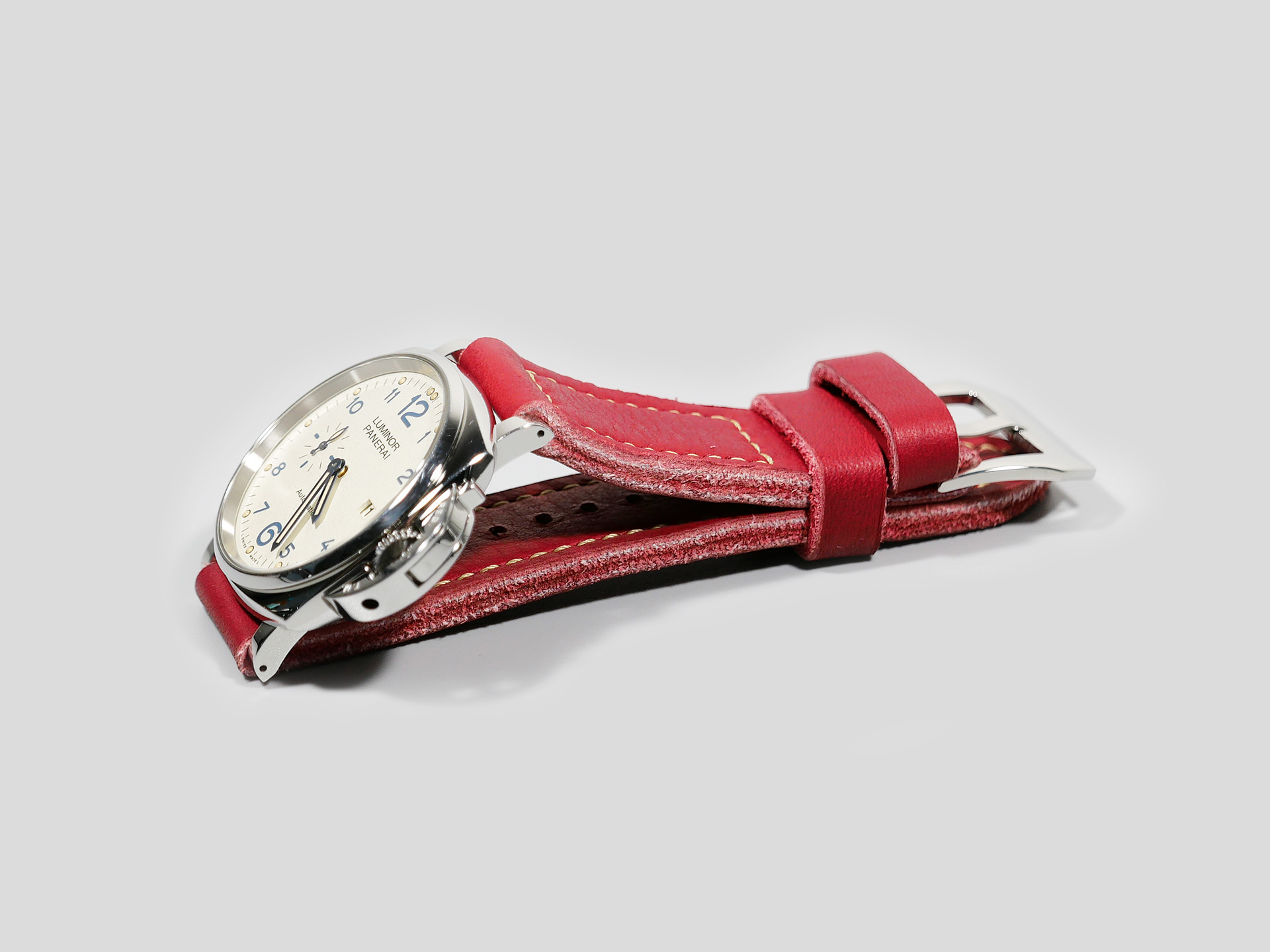 Luminor Due 42mm Crimson Red Strap Marcelllo IMAGE