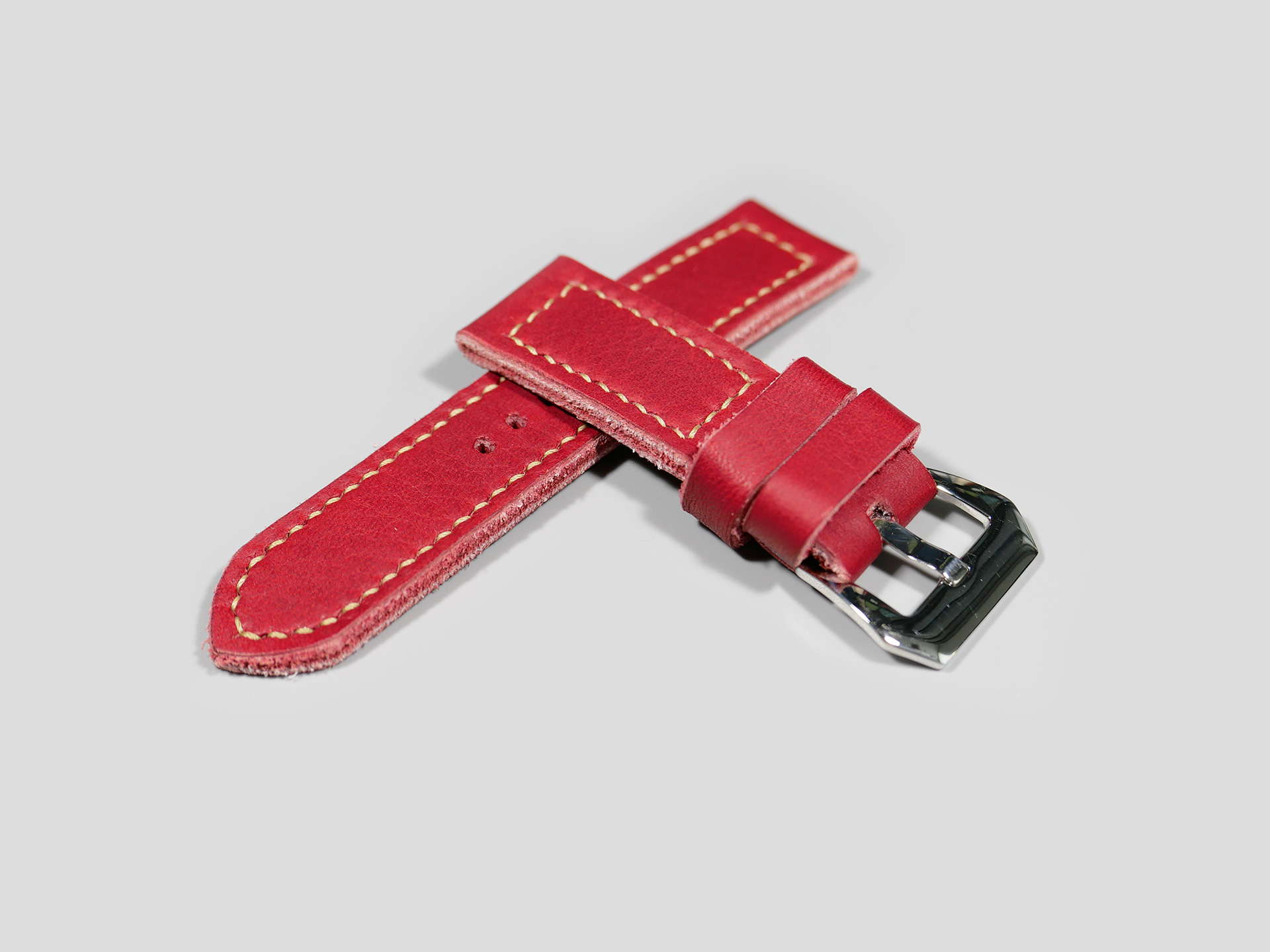 PAM00906 Red Strap Luminor Due 42mm Marcello IMAGE