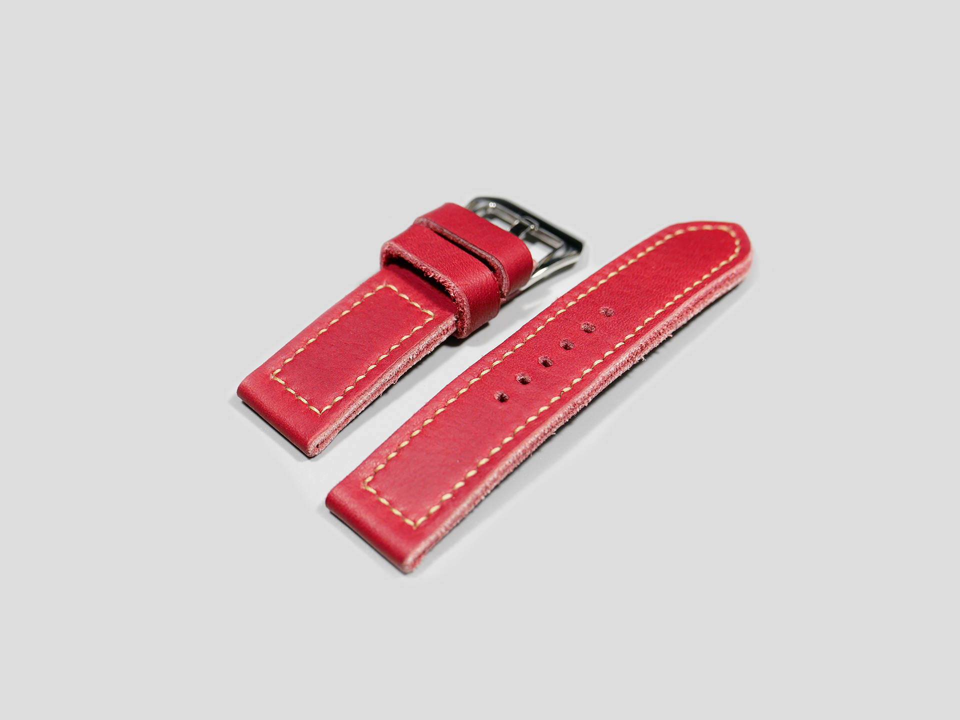 PAM00906 Red Strap Luminor Due 42mm Marcello IMAGE