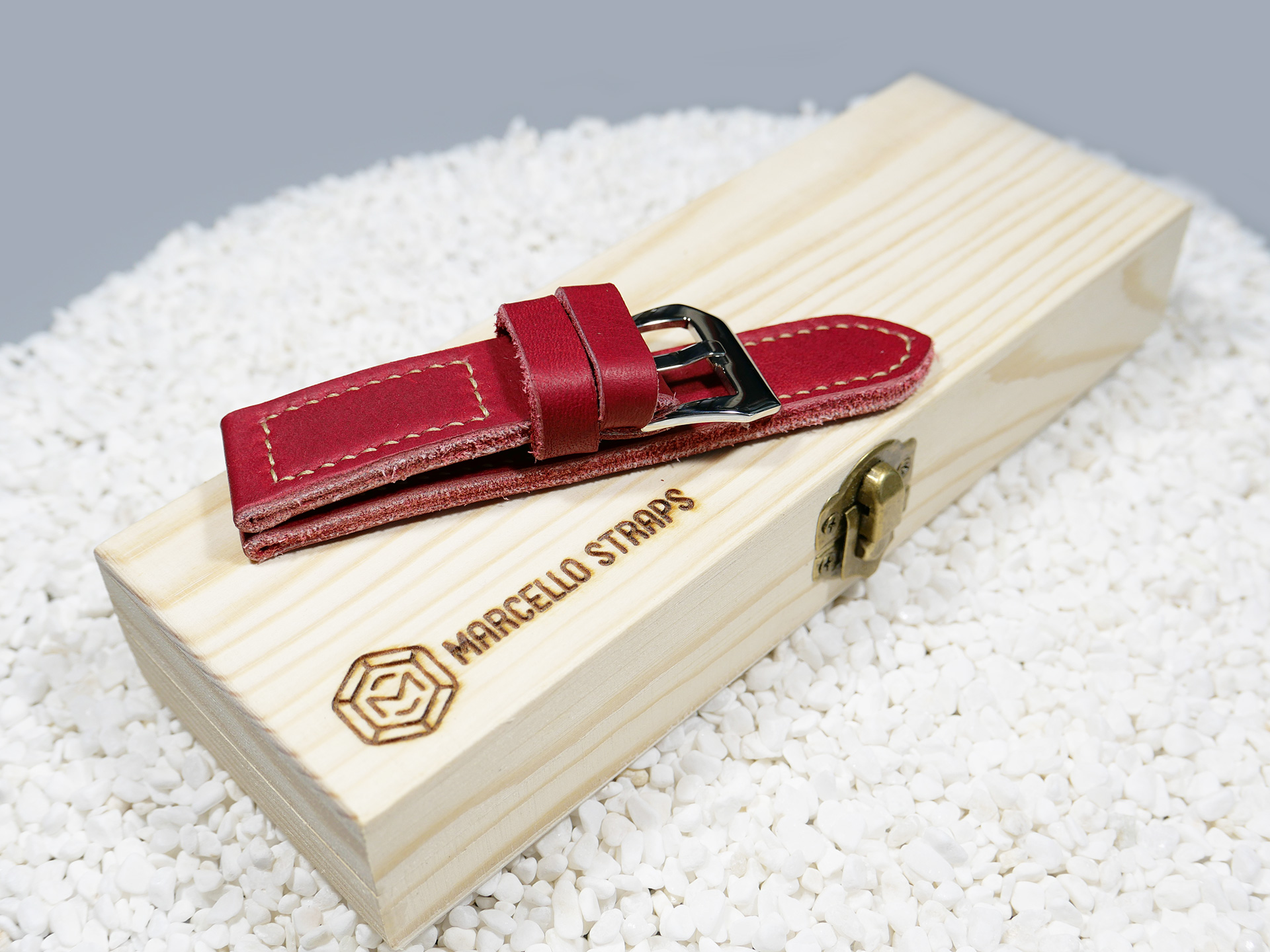 Luminor Due 42mm Crimson Red Strap Marcelllo IMAGE