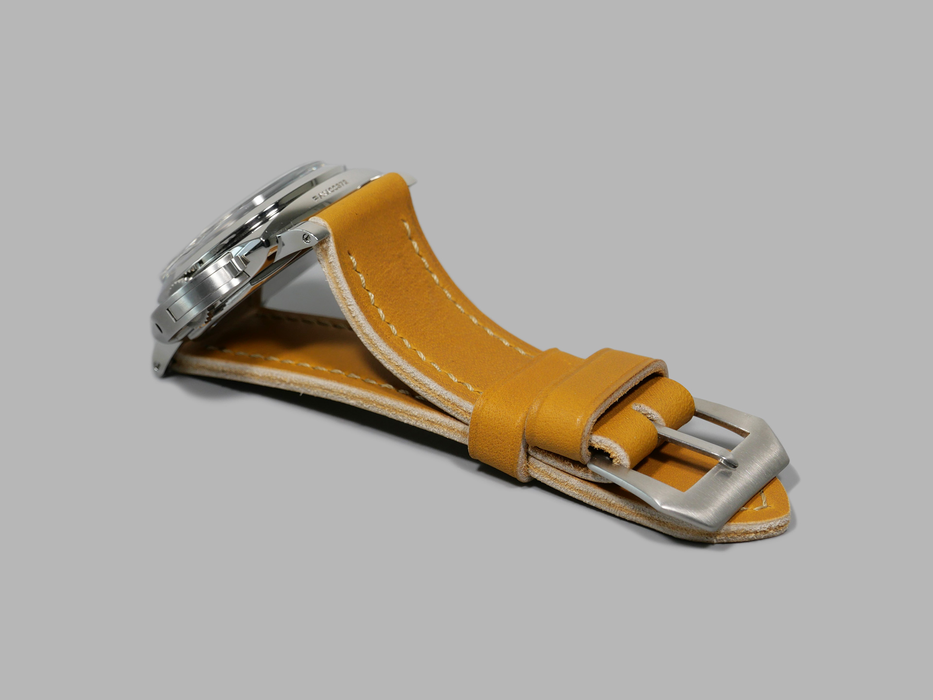 47mm Panerai PAM372 with Tan Strap IMAGE