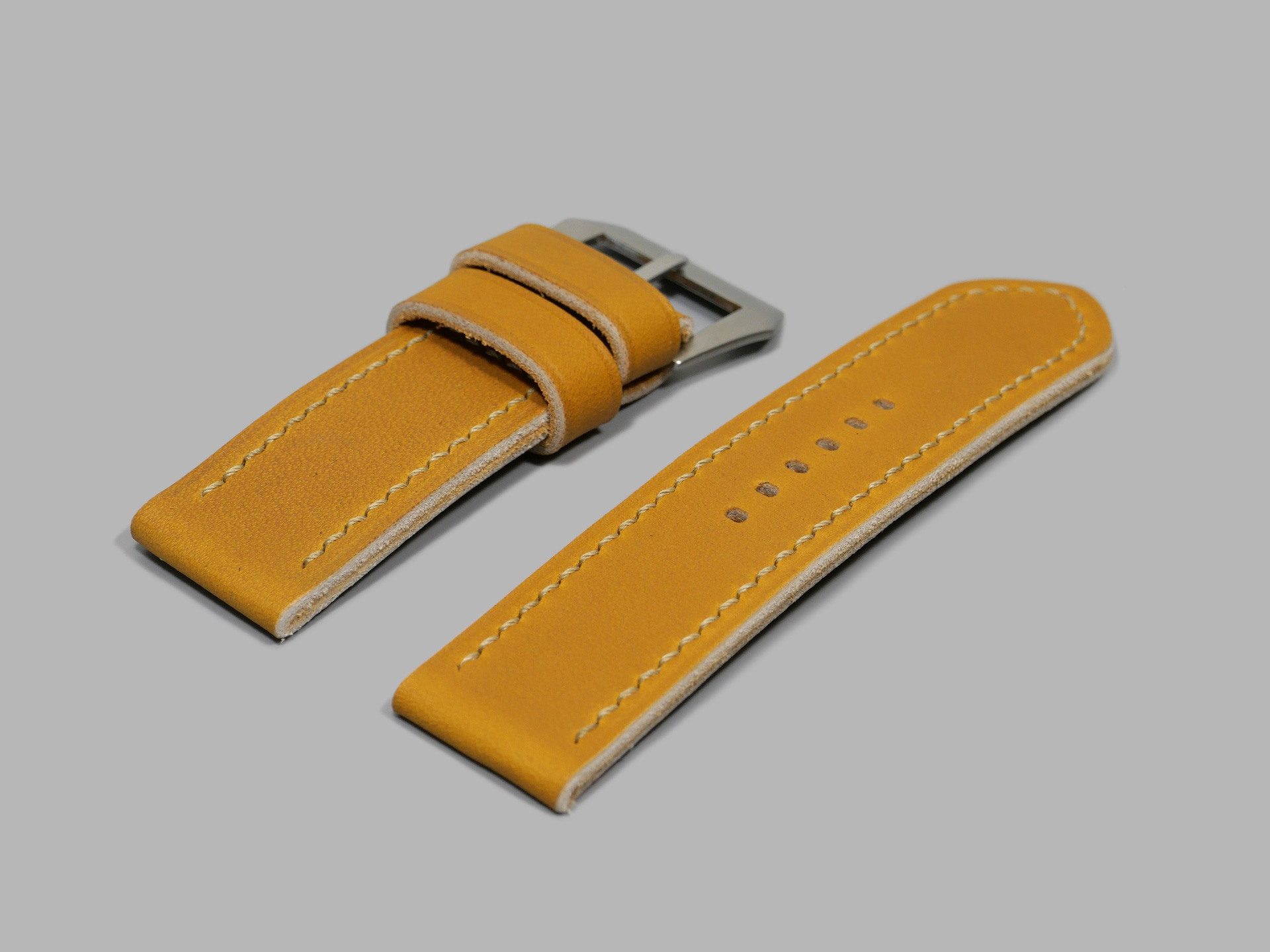 Buy tan classic Panerai strap IMAGE