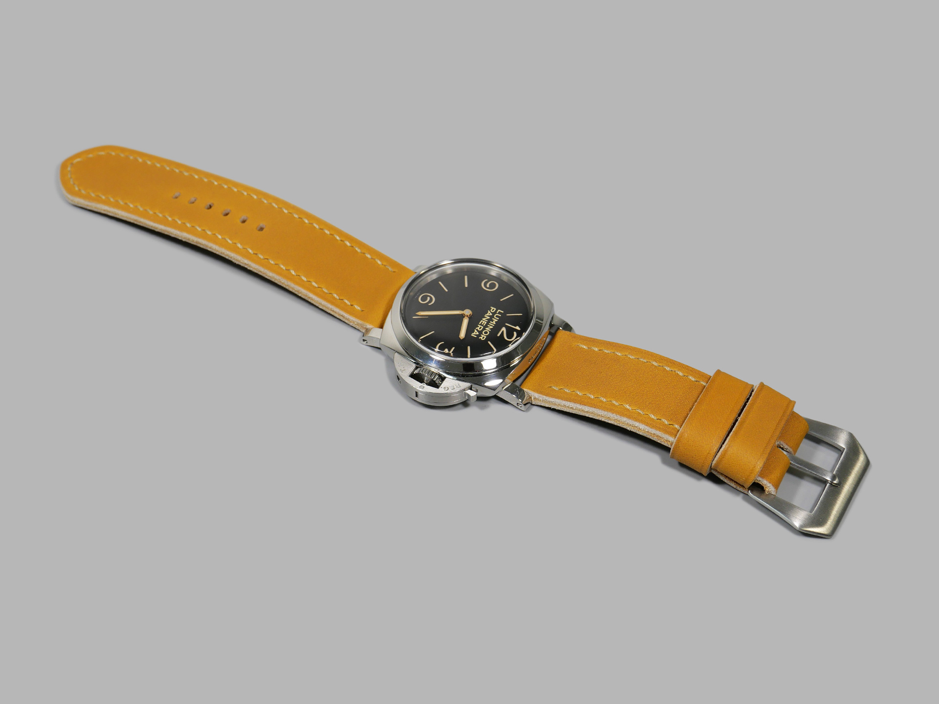 47mm Panerai with Tan Strap IMAGE