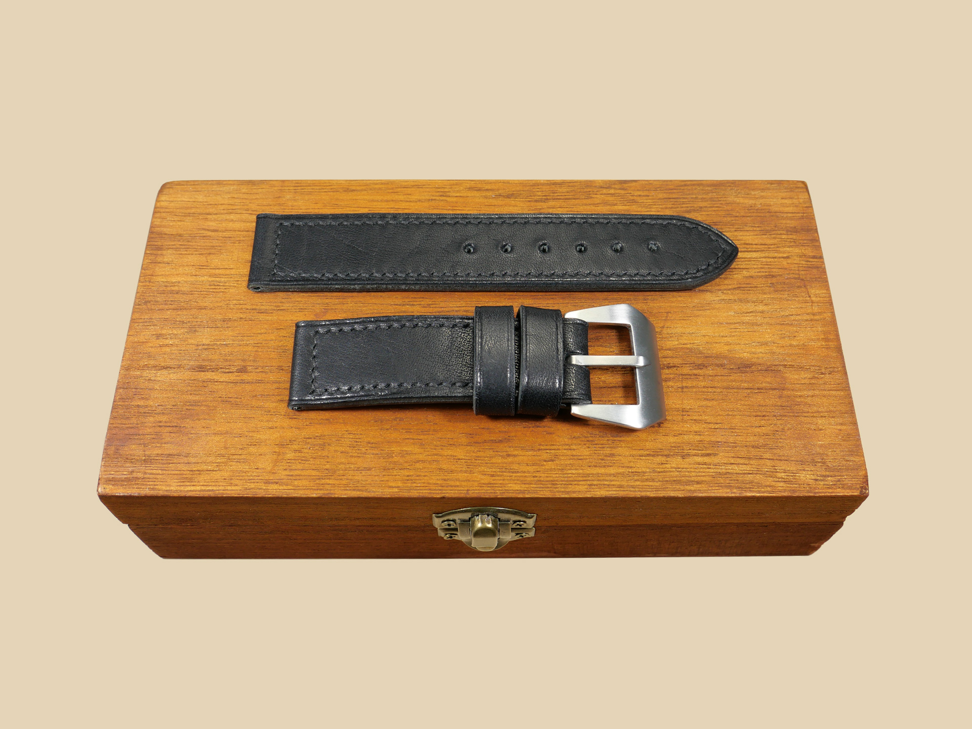 Panerai Luminor 44mm Strap 24 24 Pre V Style Black