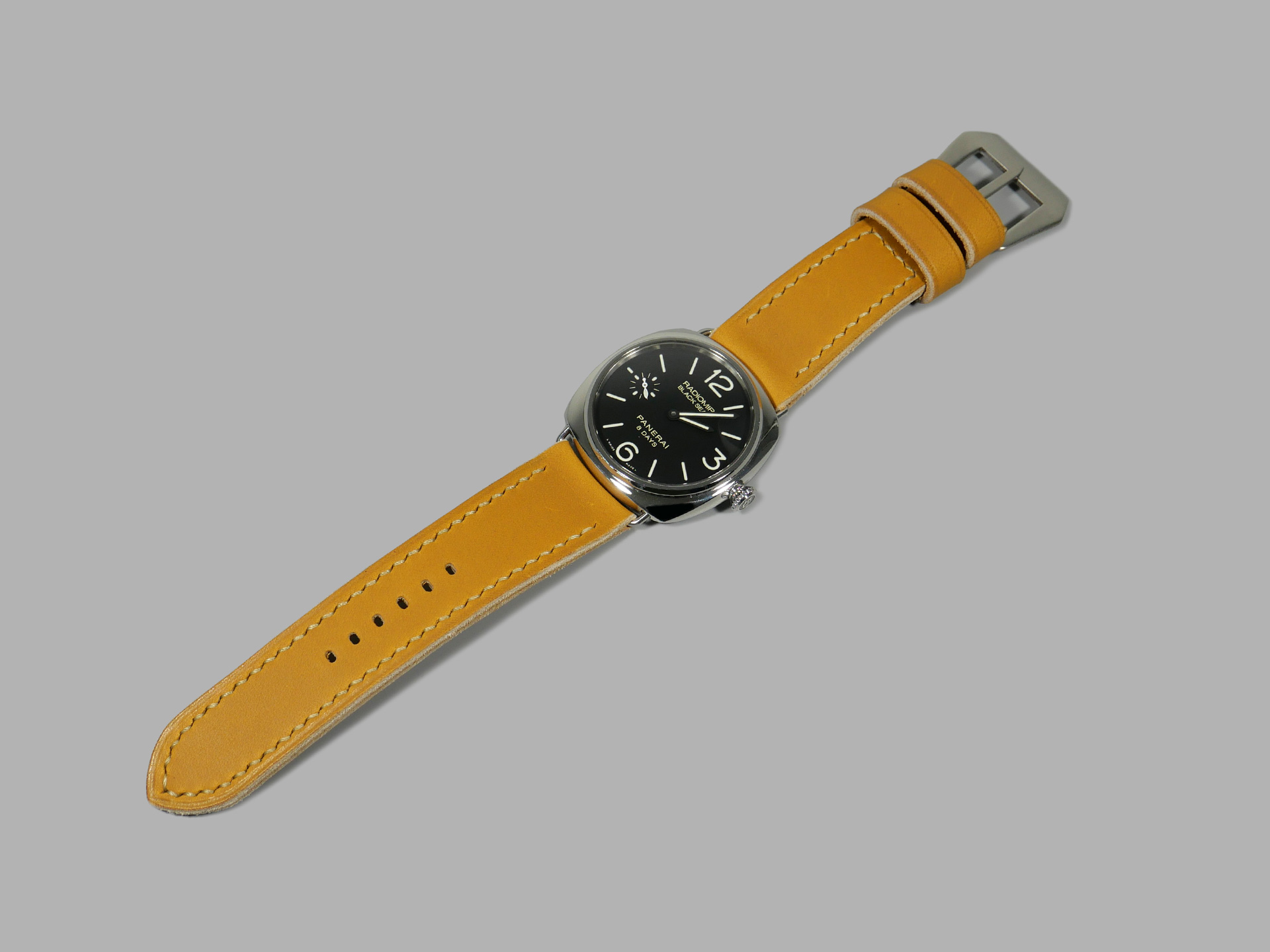 Paneristi straps sales