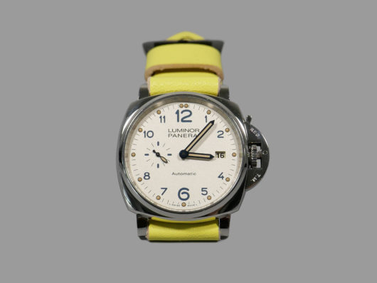 PAM00906 Luminor DUE with Yellow Strap IMAGE