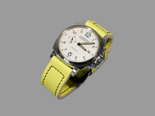 Luminor DUE with aftermarket Yellow Strap IMAGE