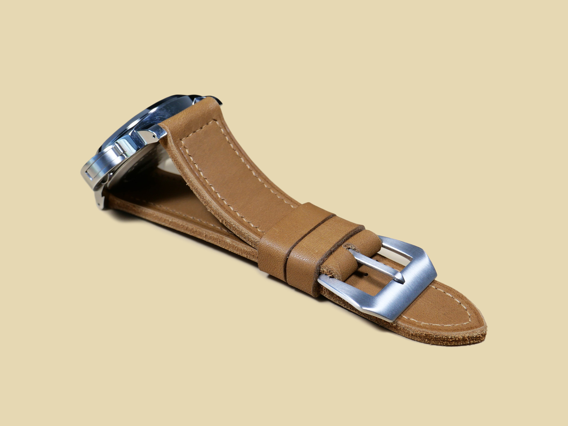 Panerai 44mm with pre-V style bespoke brown strap IMAGE