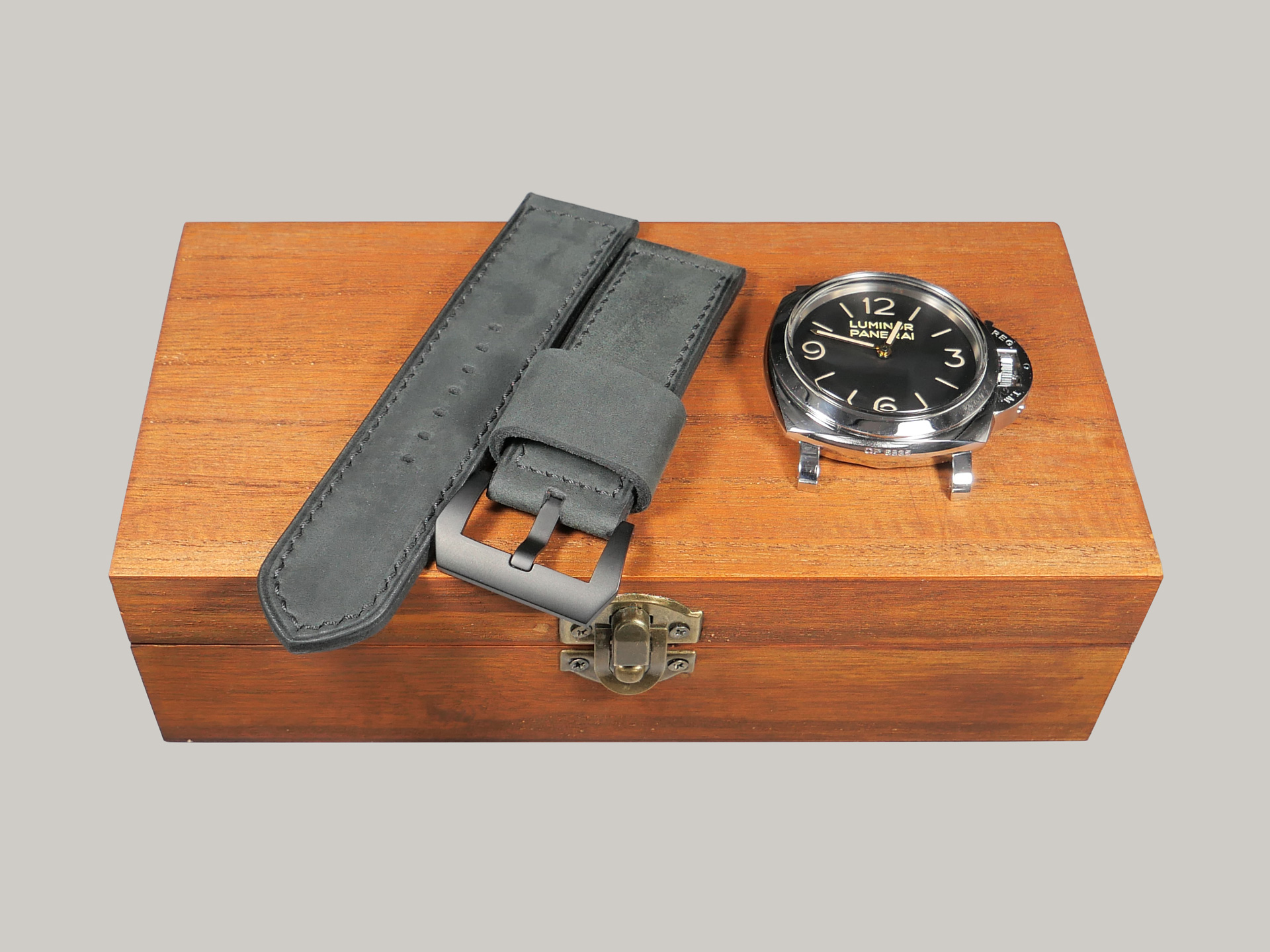 Bespoke Aftermarket Matte Black Panerai Strap PVD Buckle IMAGE