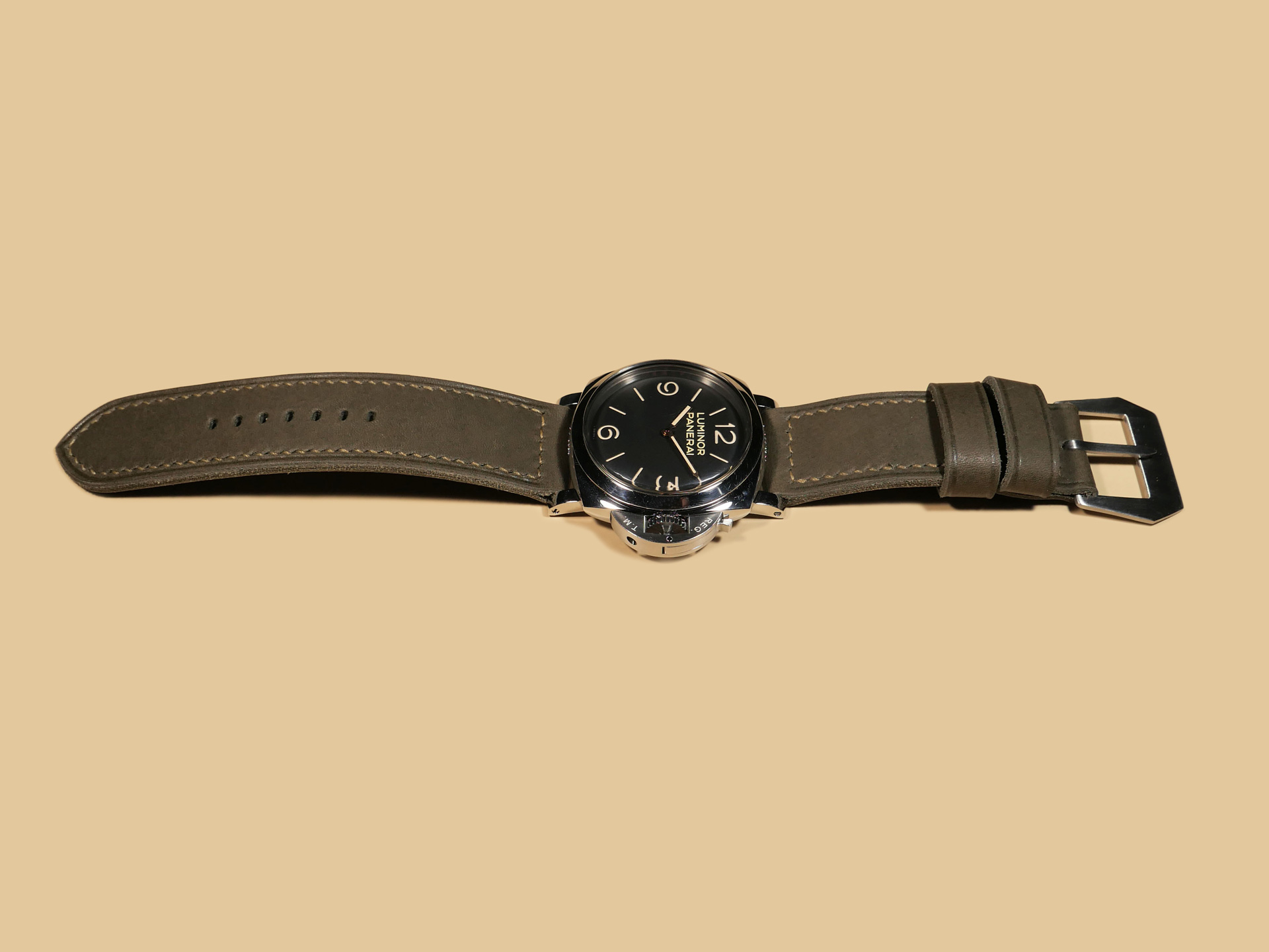 Panerai Wristwatch Green Band IMAGE