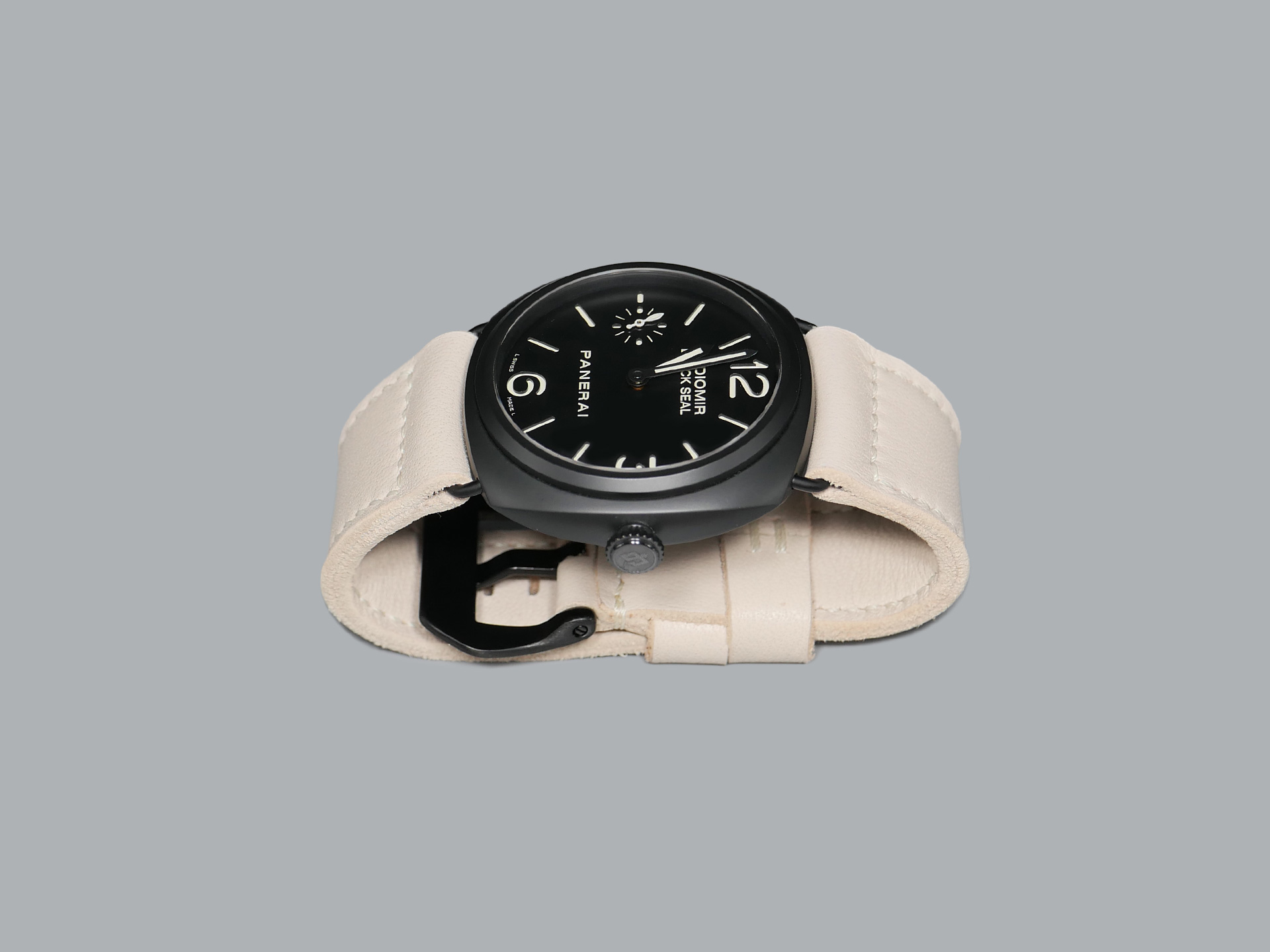 White Panerai Radiomir Strap front-right view