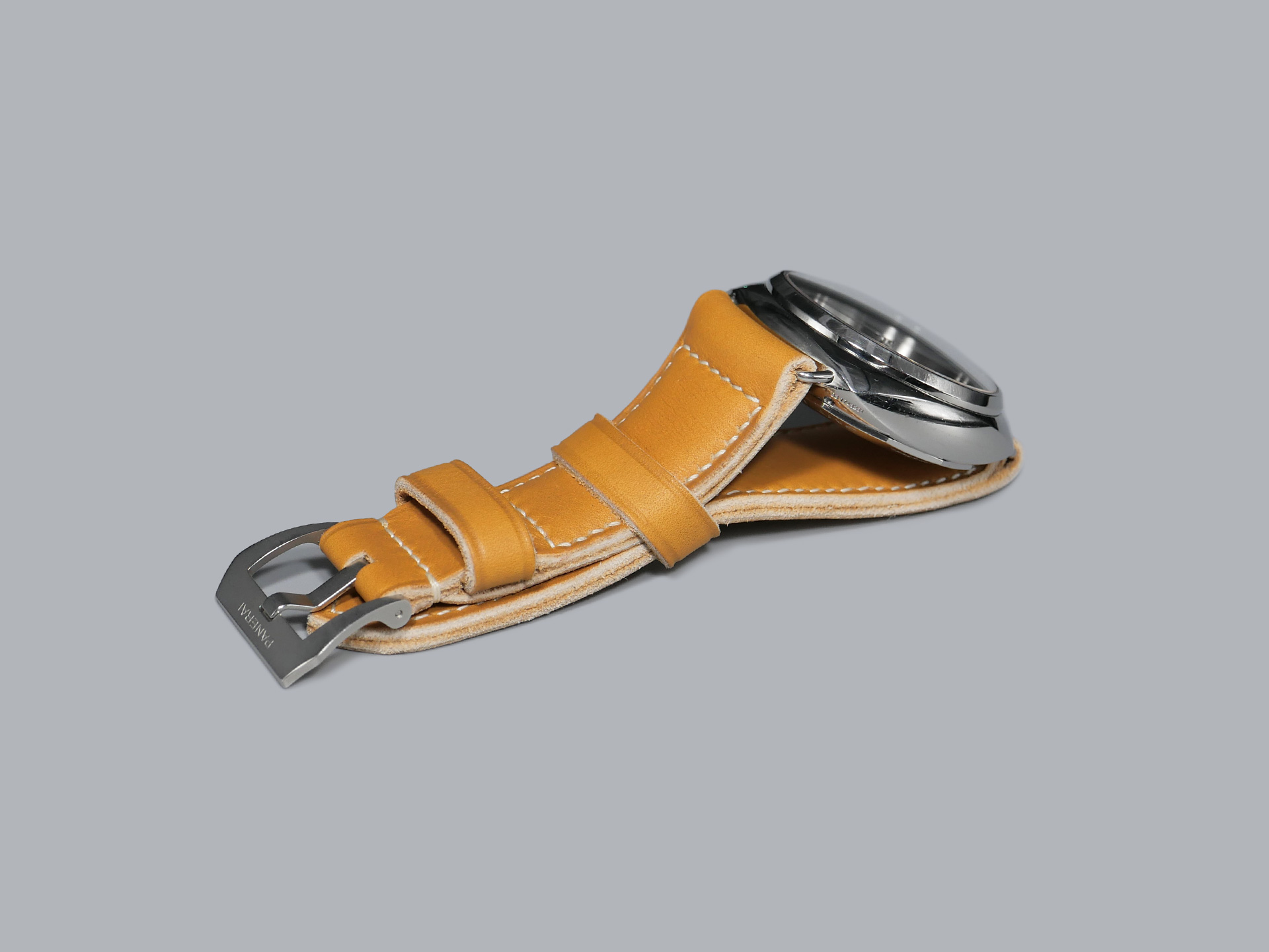 Thick Radiomir Strap in dark brown IMAGE