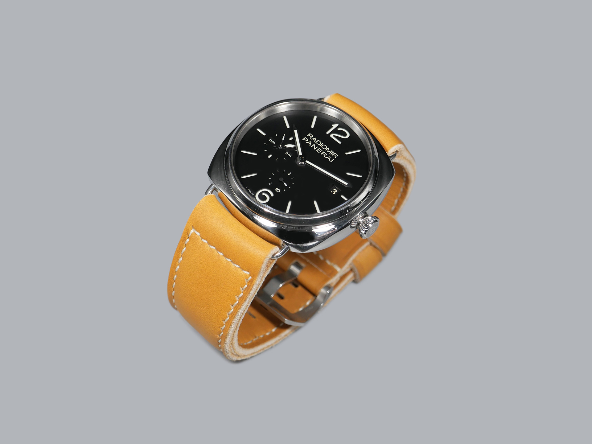 Thick Radiomir Strap in a gift box IMAGE