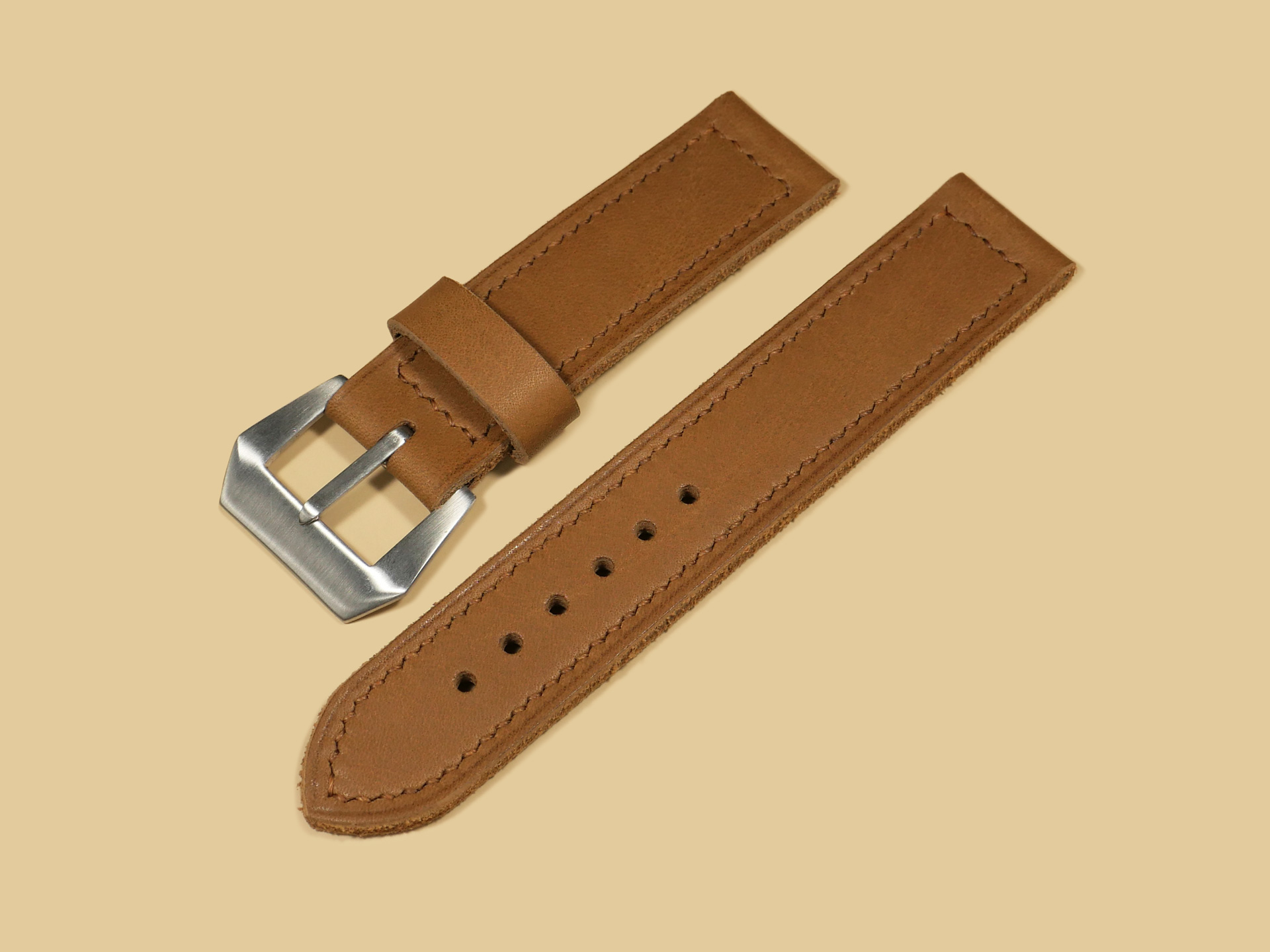Vintage inspired Pre-V style Panerai strap with Pre-V buckle for 44mm Panerai watch