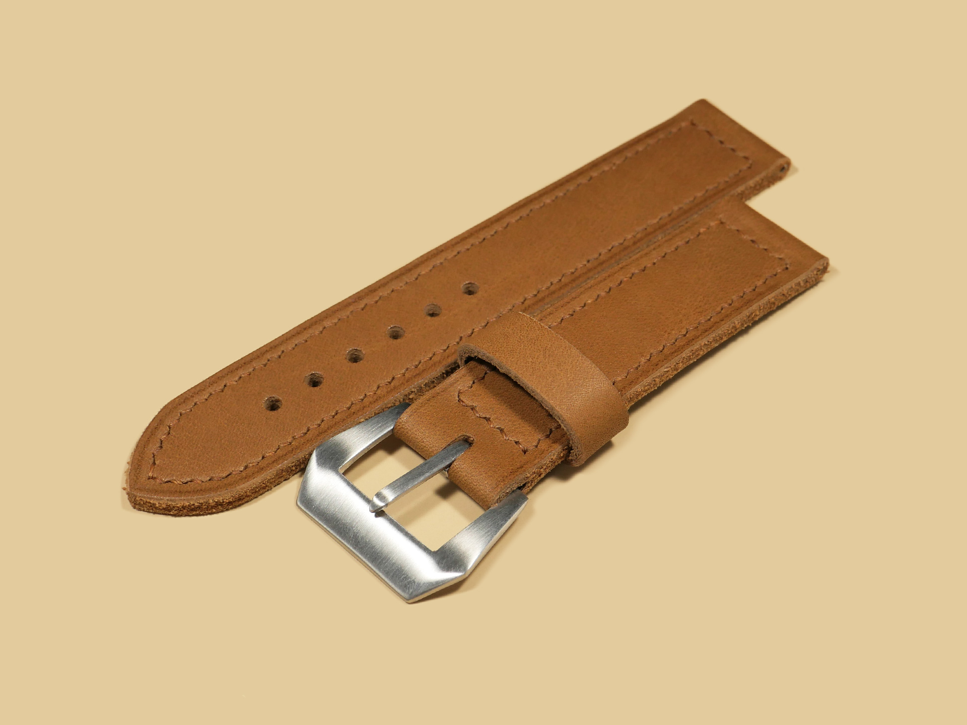 Handcrafted vintage Pre-V style Panerai strap with Pre-V buckle for 44mm Panerai