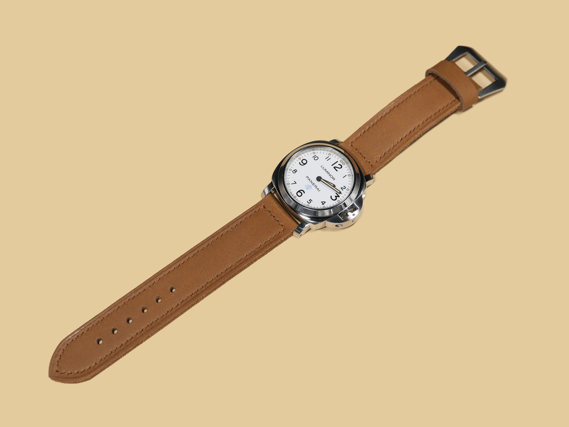 44mm Panerai watch with vintage inspired Pre-V leather strap