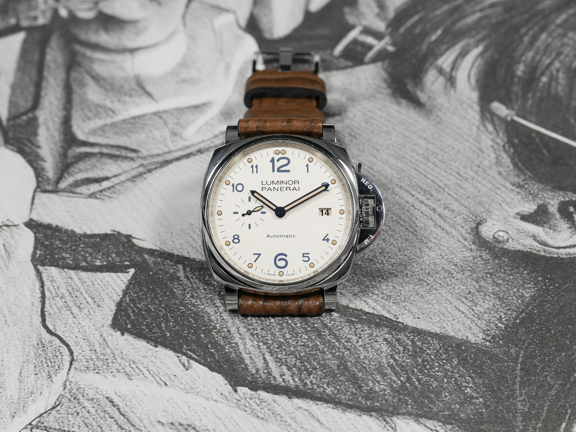 Sporty Panerai DUE on textured brown shark strap