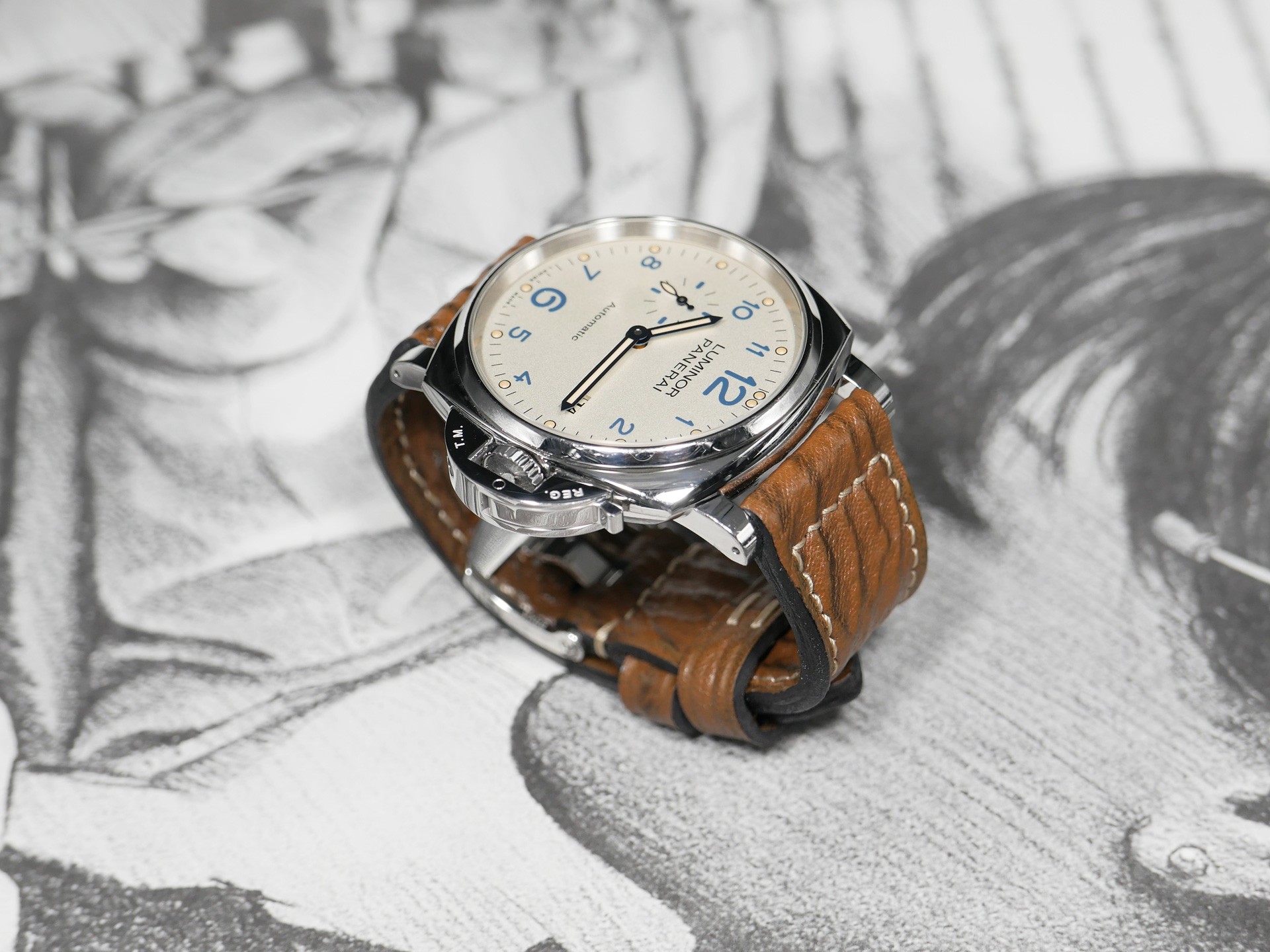 Panerai DUE timepiece on classic brown shark strap