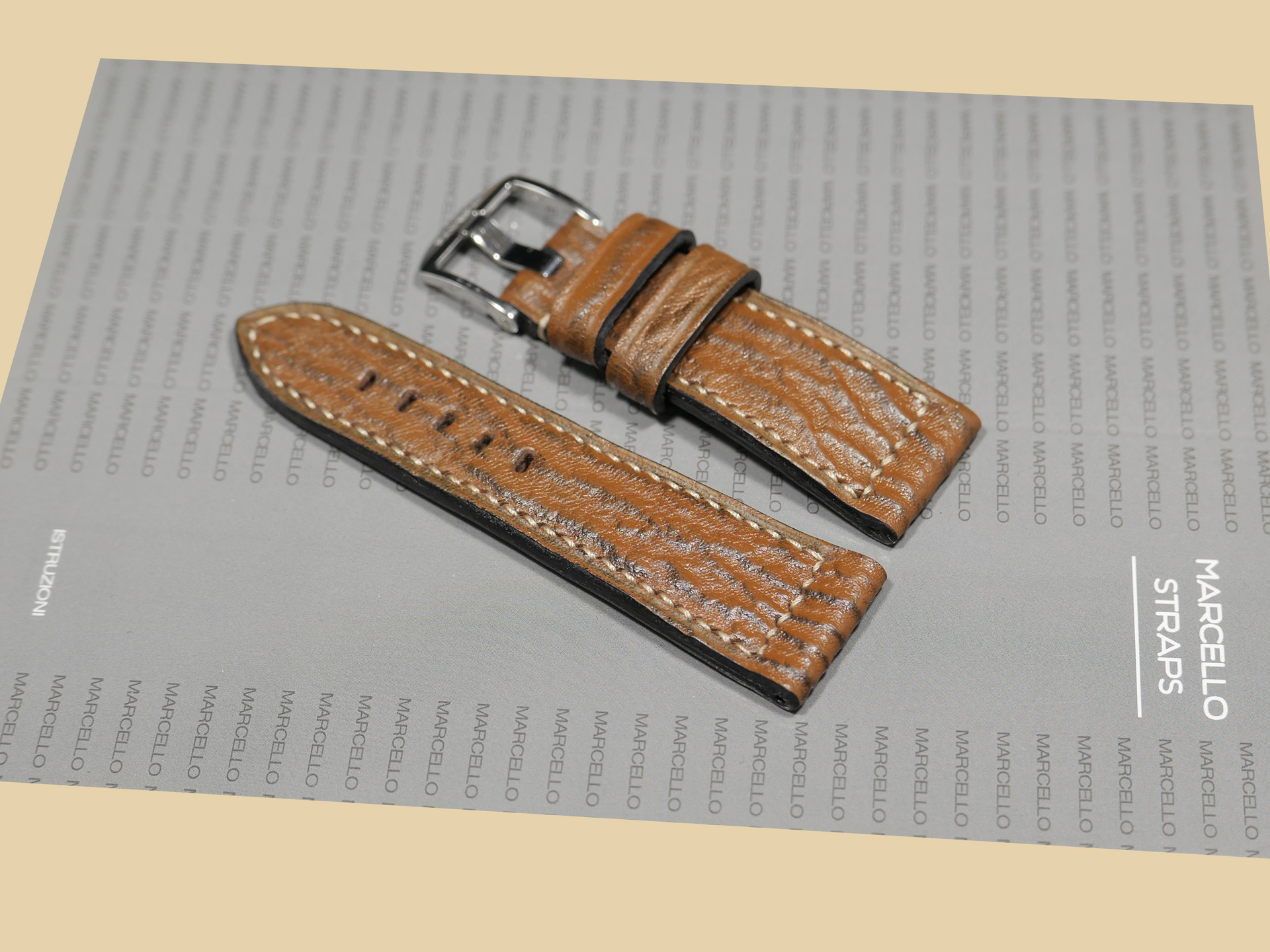 Stylish Panerai DUE on brown shark strap