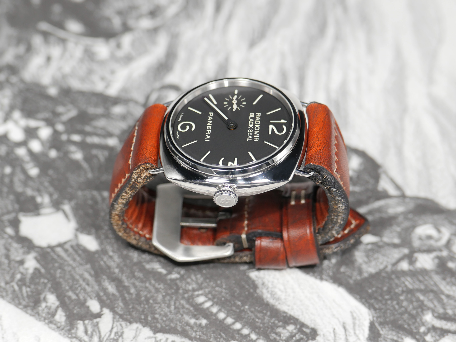 Steel pin buckle paired with handcrafted Radiomir strap