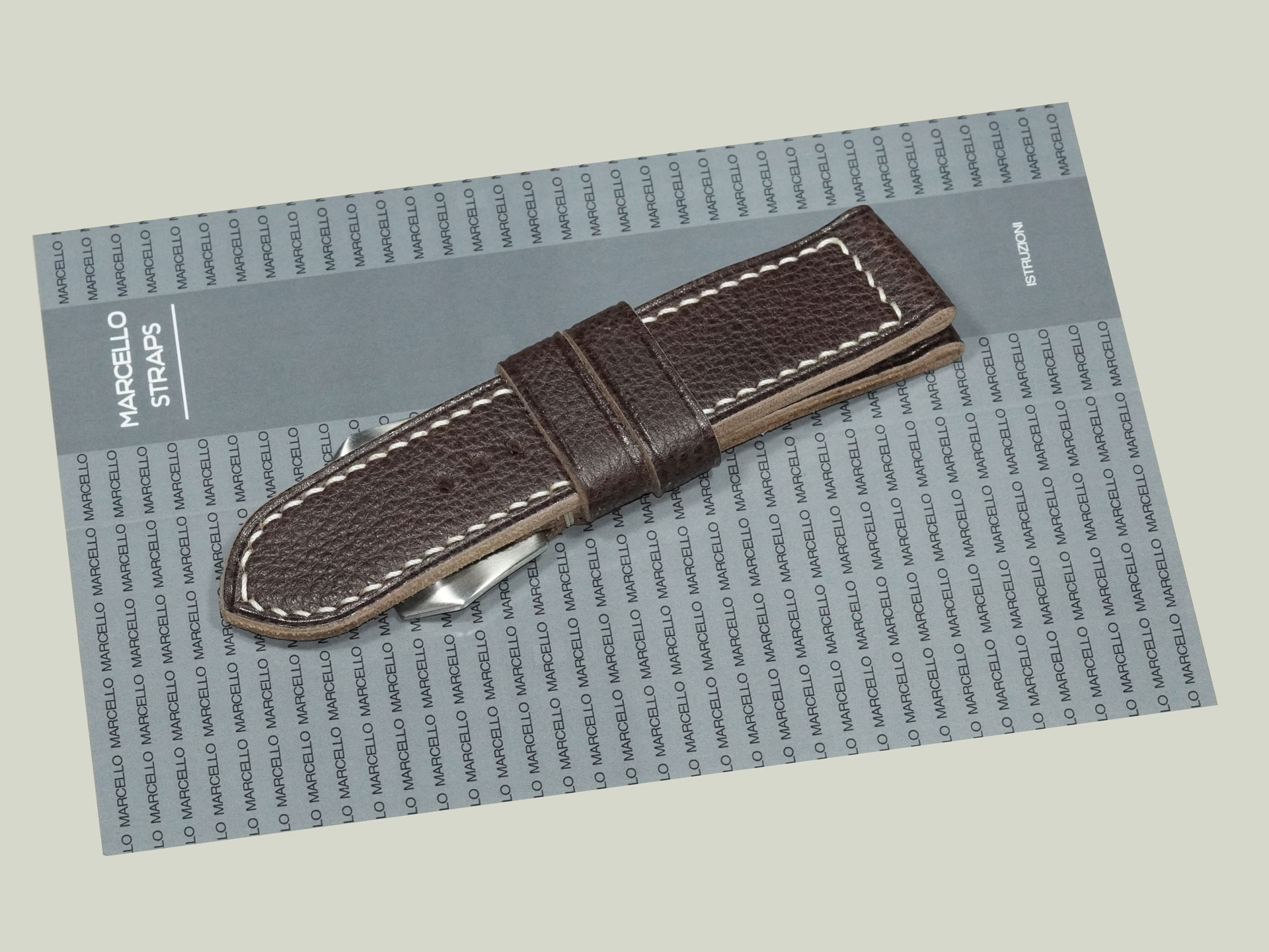 custom espresso brown Panerai strap 47mm case