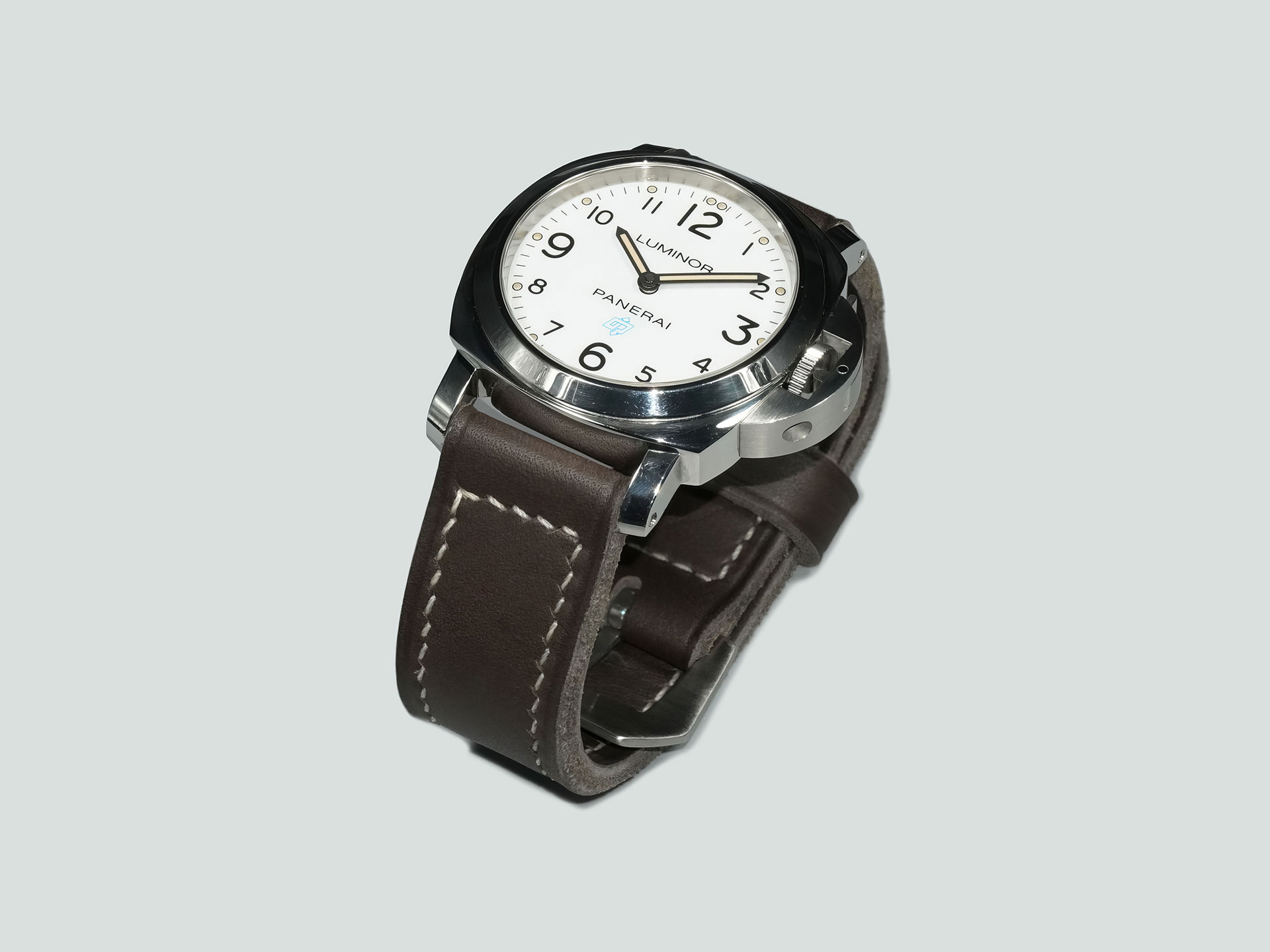 Black Pre-V Panerai Strap with dual floating keepers and box stitching design