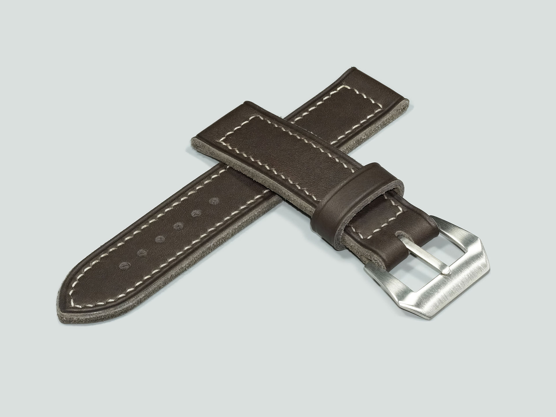 Close-up of stitching detail on Black Pre-V Panerai Strap with 24/24mm width