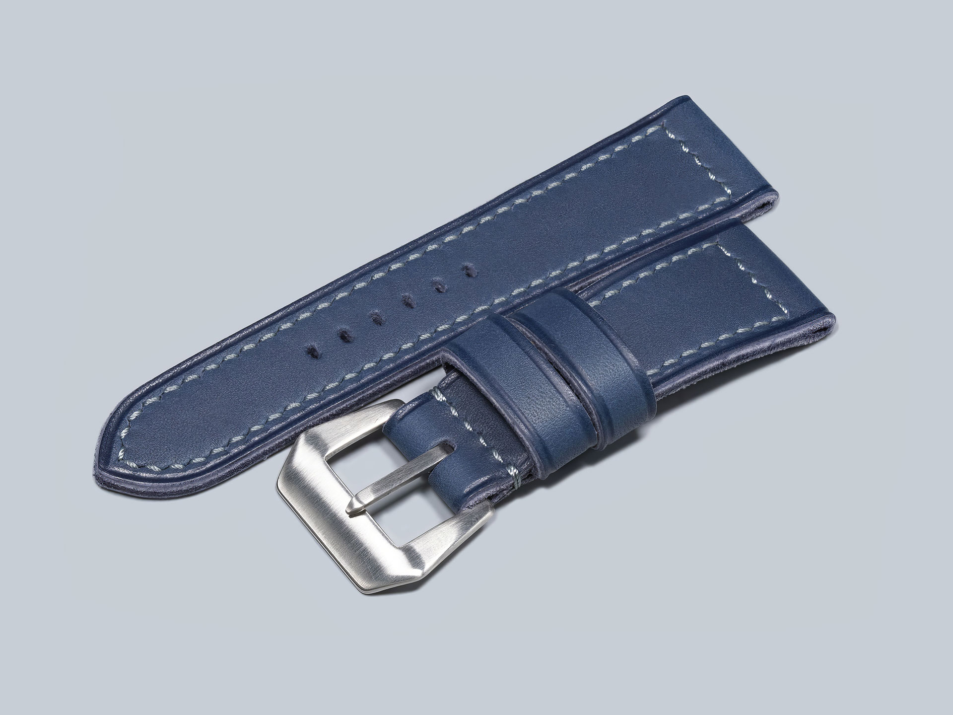 thick blue Radiomir leather strap 26 22