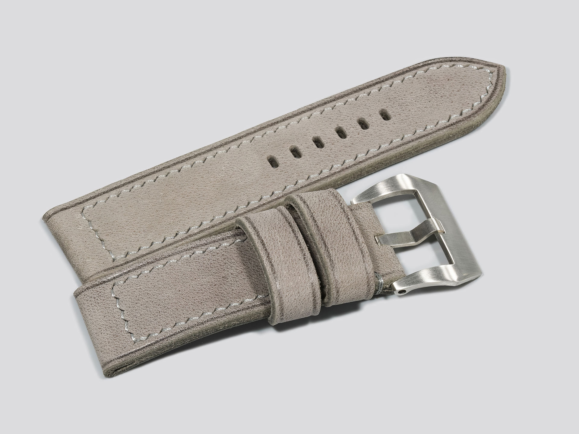 Modern grey Panerai Luminor strap handcrafted leather