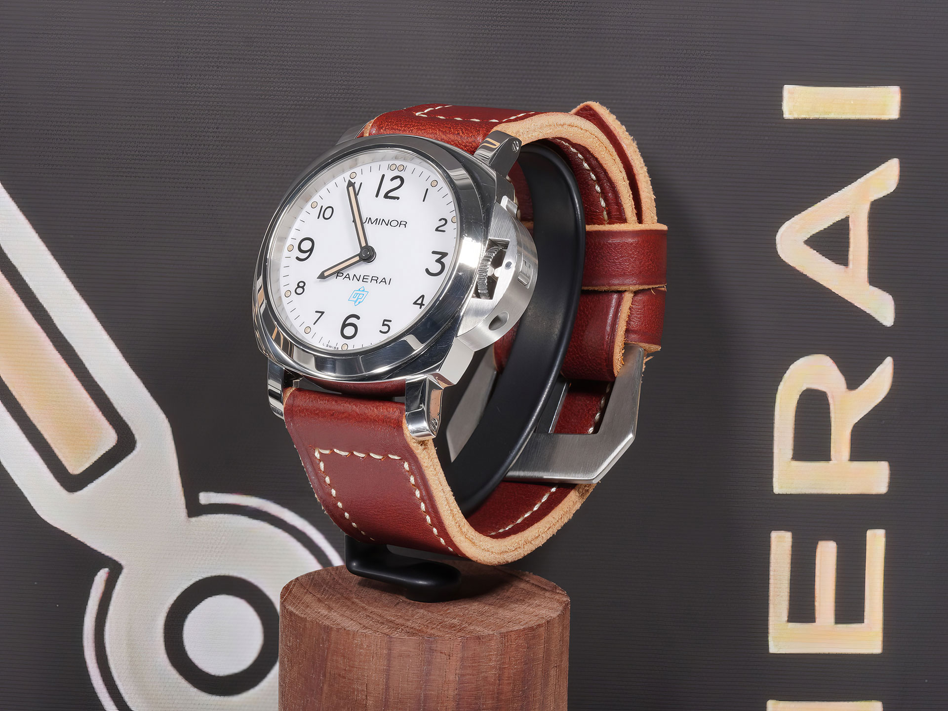 thick handmade burgundy Panerai Luminor strap for classic 44mm Luminor case