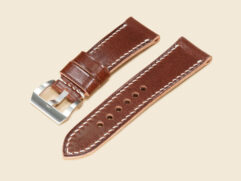 Burgundy radiomir strap in water buffalo calf leather with subtle burgundy undertone