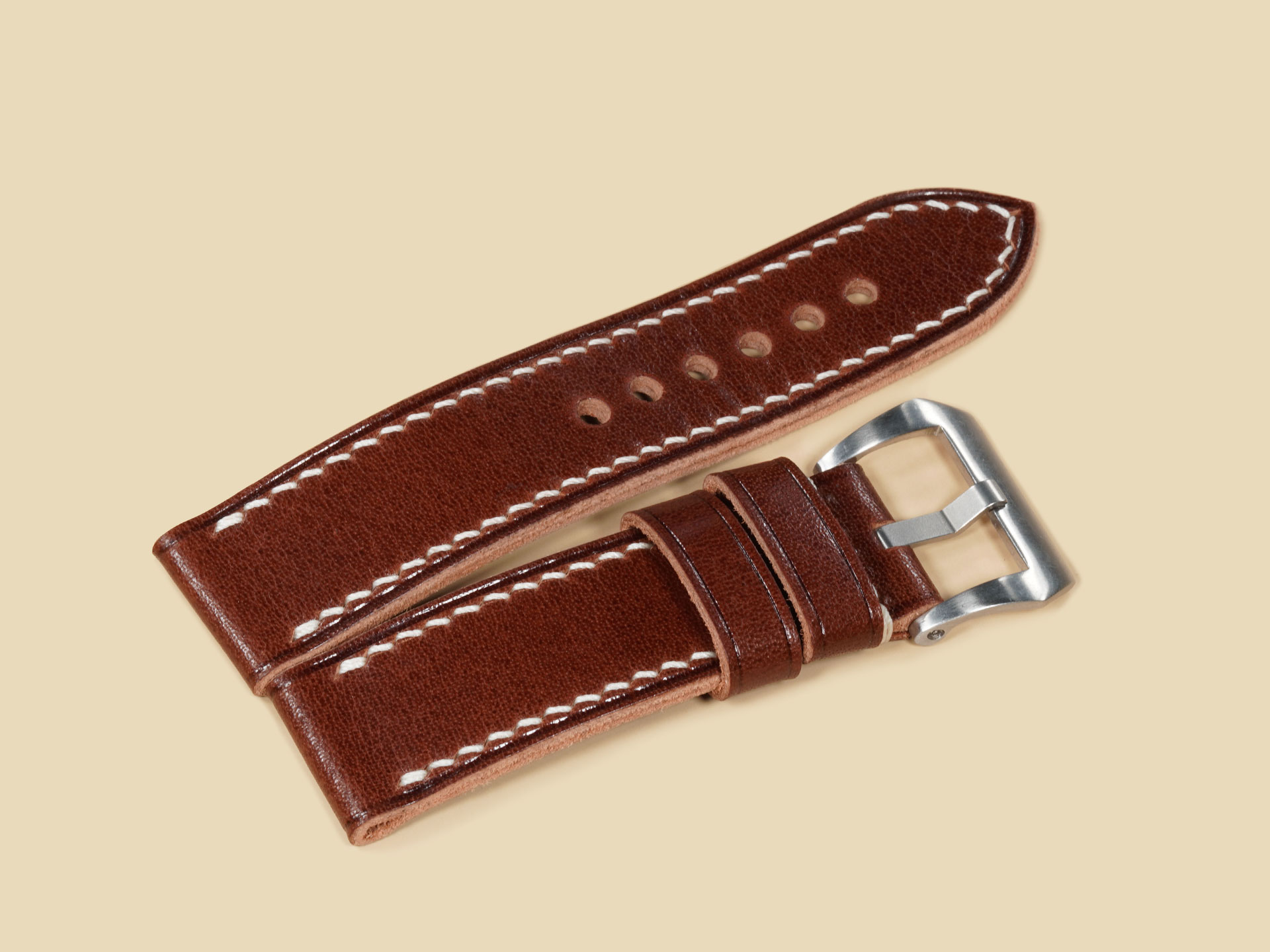 24mm Panerai Ranger Strap Made of Calf Leather for OEM Buckle mounted on Luminor case