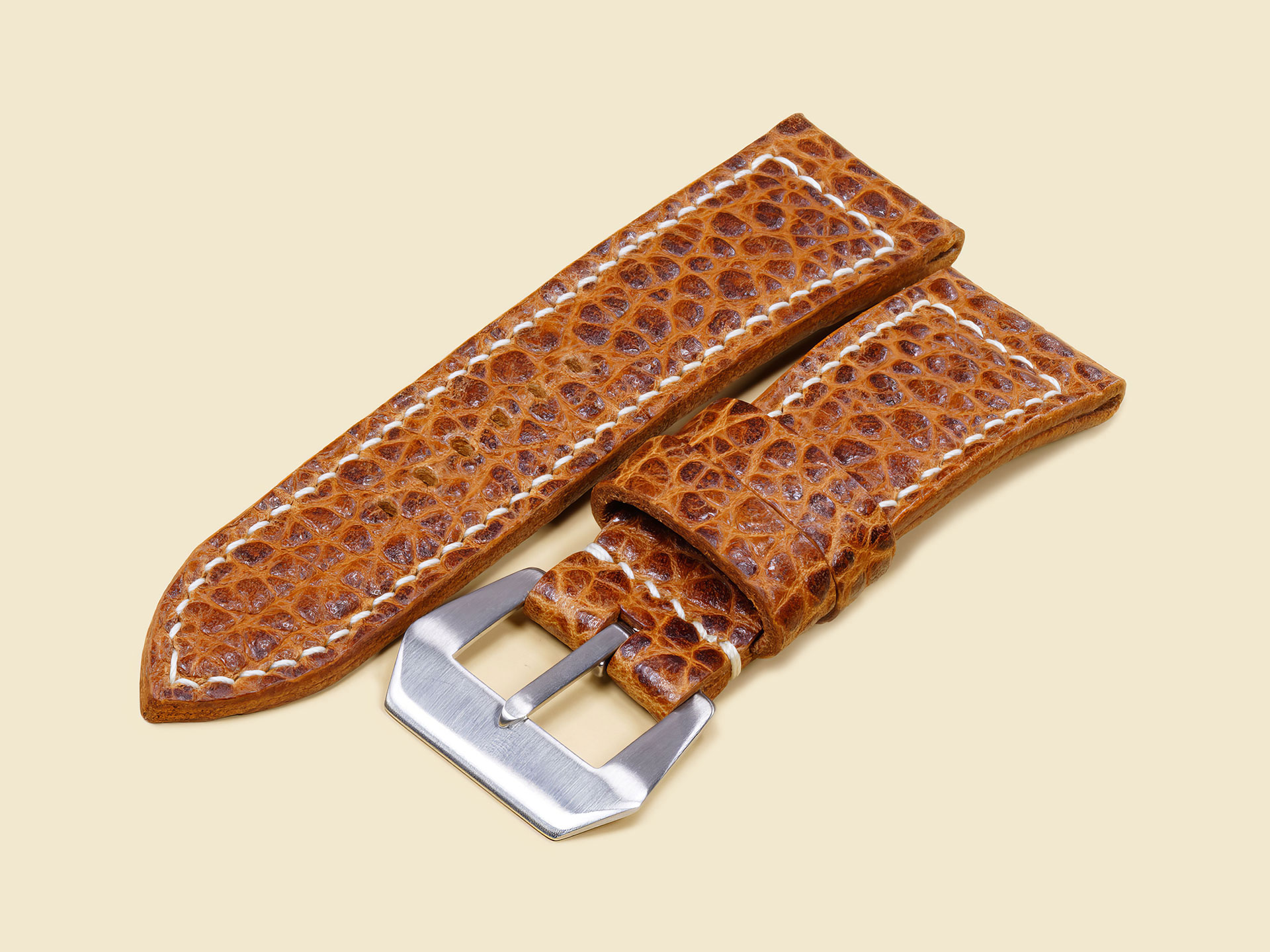 Handmade leather watch strap for Panerai Radiomir PAM00323.