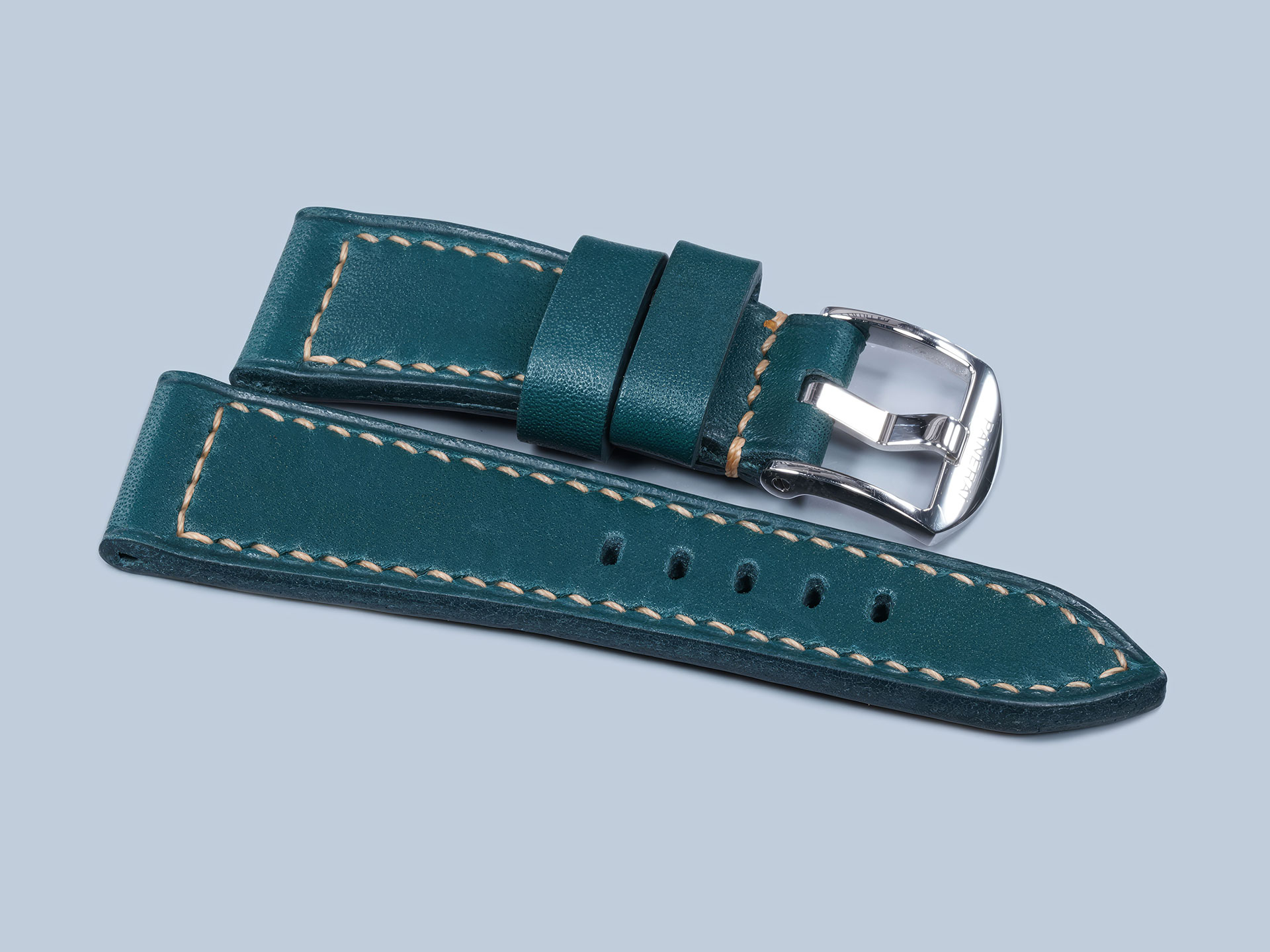 Panerai Due 22mm lug width handmade strap with 18mm taper.