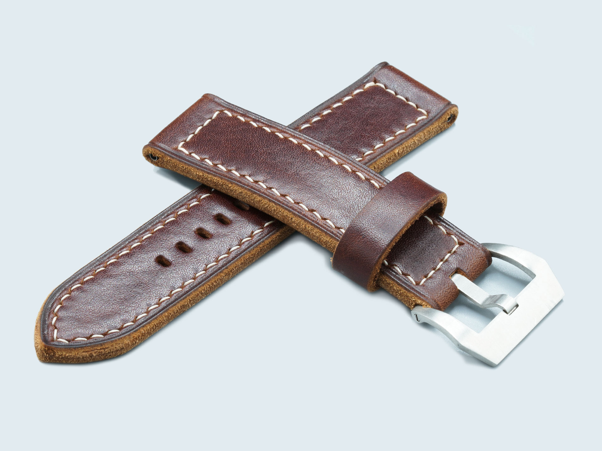 Ivory boxed stitching on handcrafted thick 44mm Panerai strap