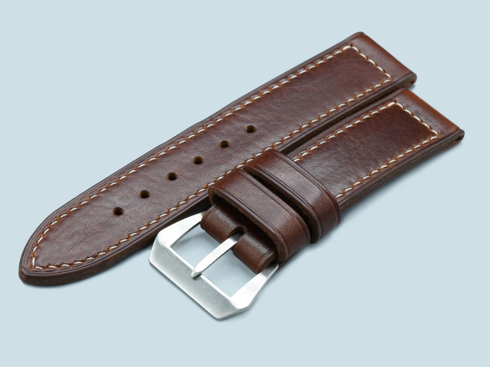 Handcrafted by Marcello Straps, this dark brown strap fits 47mm Panerai Luminor cases