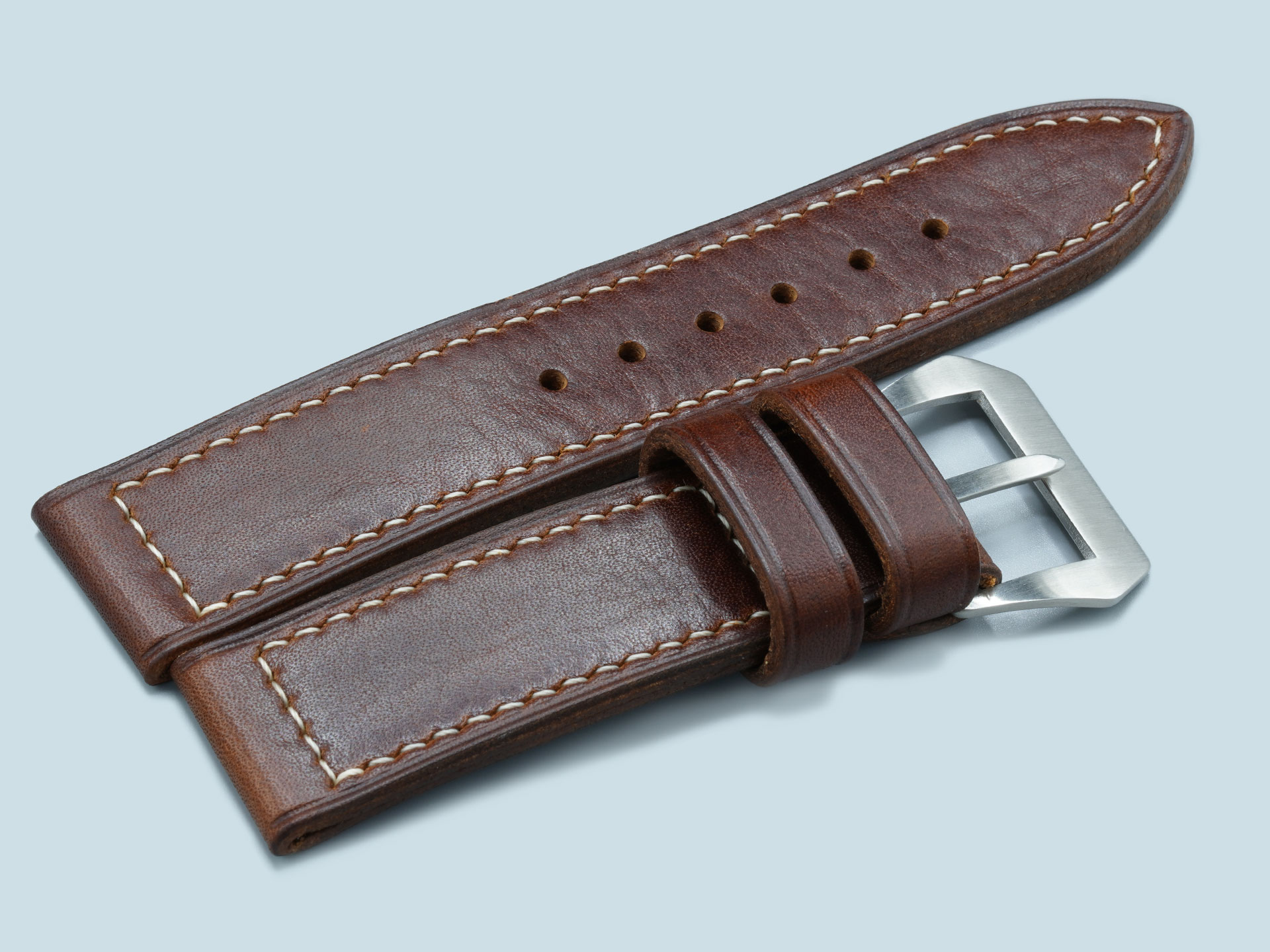 Vintage style leather strap, dark brown, built for the 47mm Panerai Luminor case