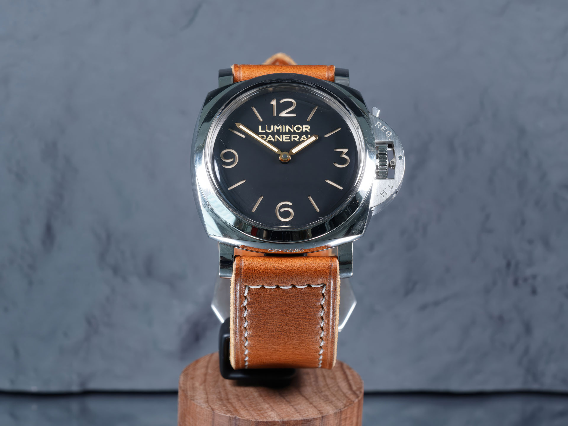 Textures of a premium handmade tan leather strap built for a 47mm vintage Panerai.