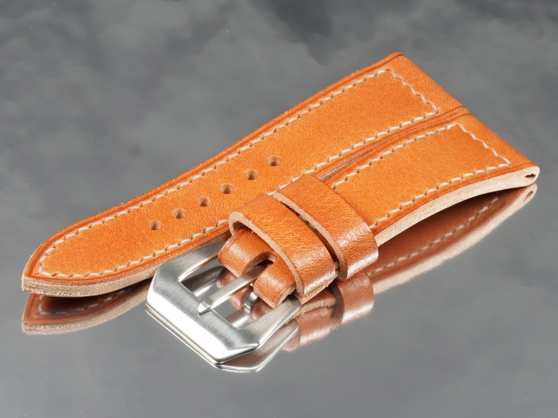 marcello-straps-glossy-tan-panerai-radiomir-strap-italian-leather-front