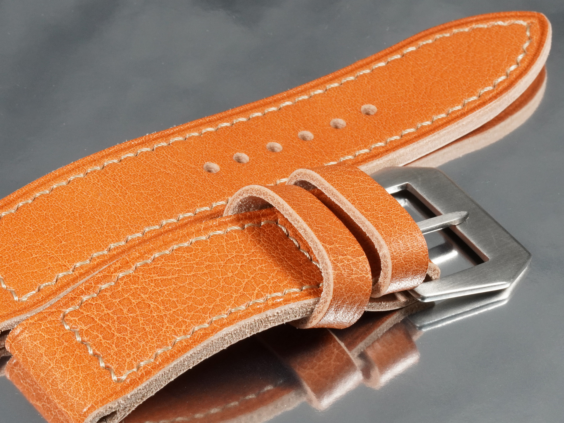 sewn-in-gpf-flat-buckle-tan-strap-panerai-47mm