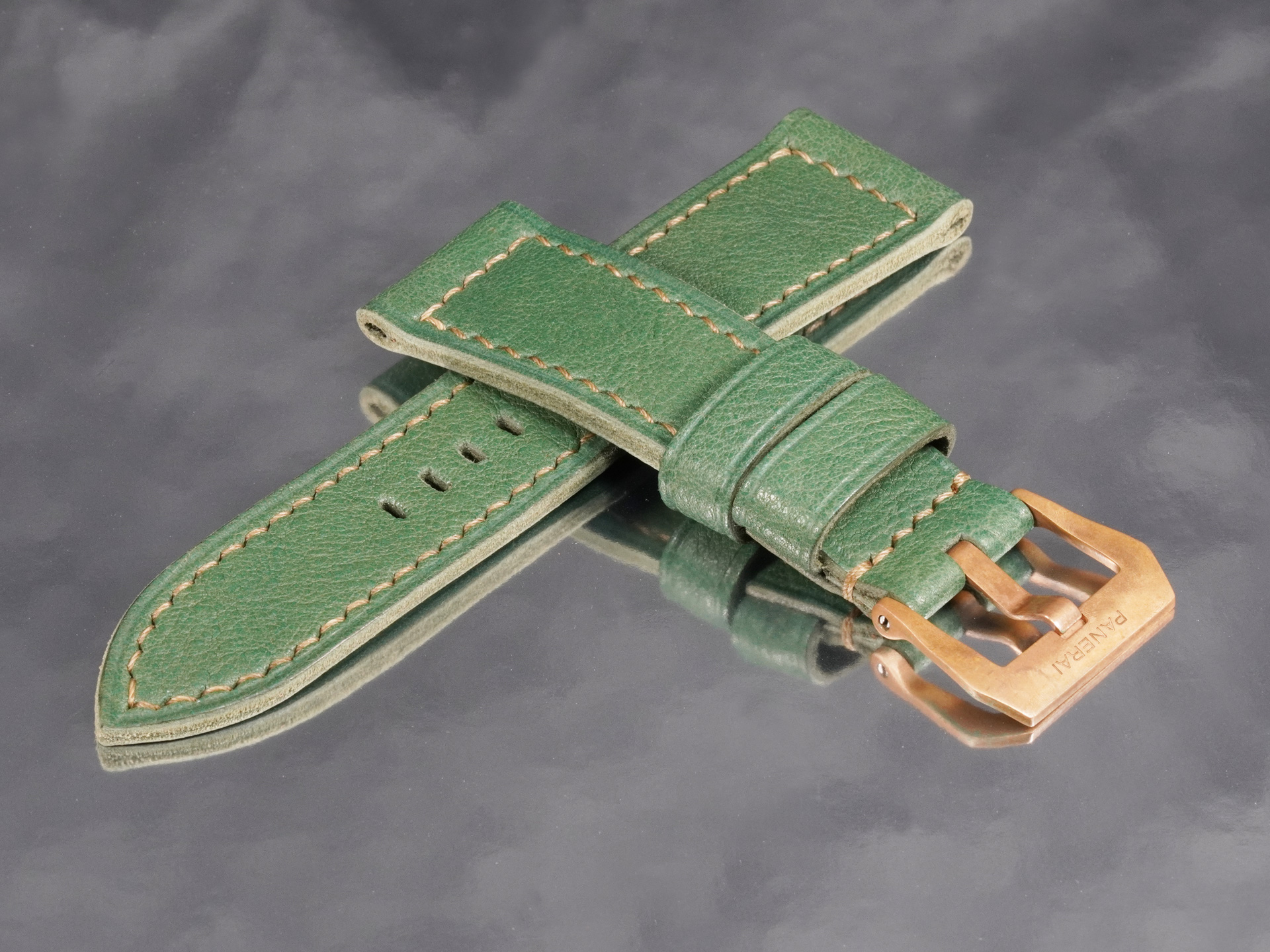 bespoke-green-patina-leather-strap-for-47mm-panerai-bronzo-pam00968