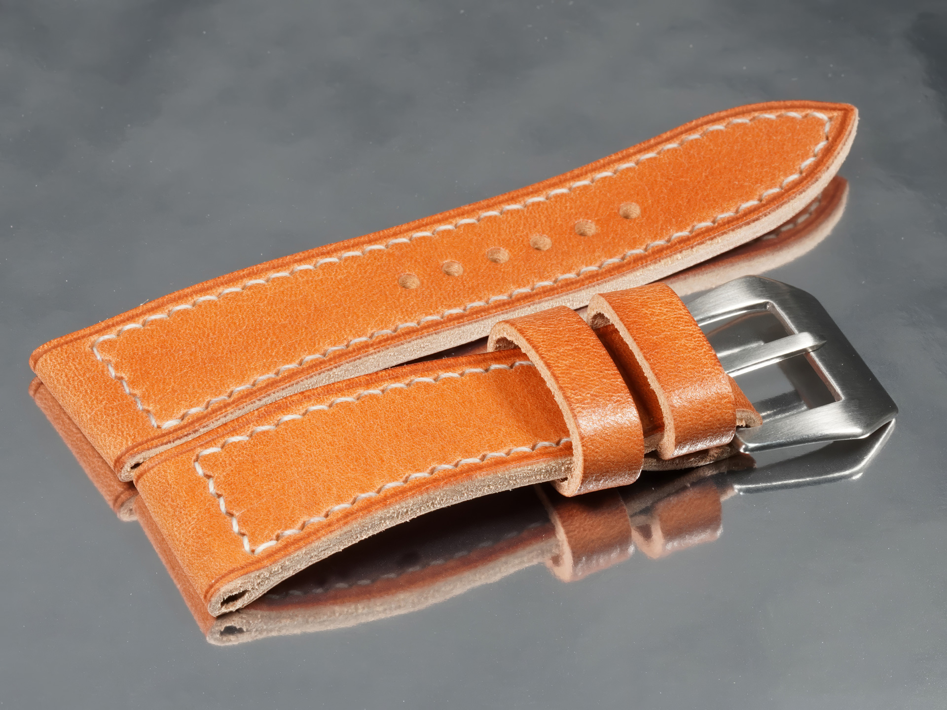 classic-style-glossy-tan-italian-leather-watch-band-marcello-straps
