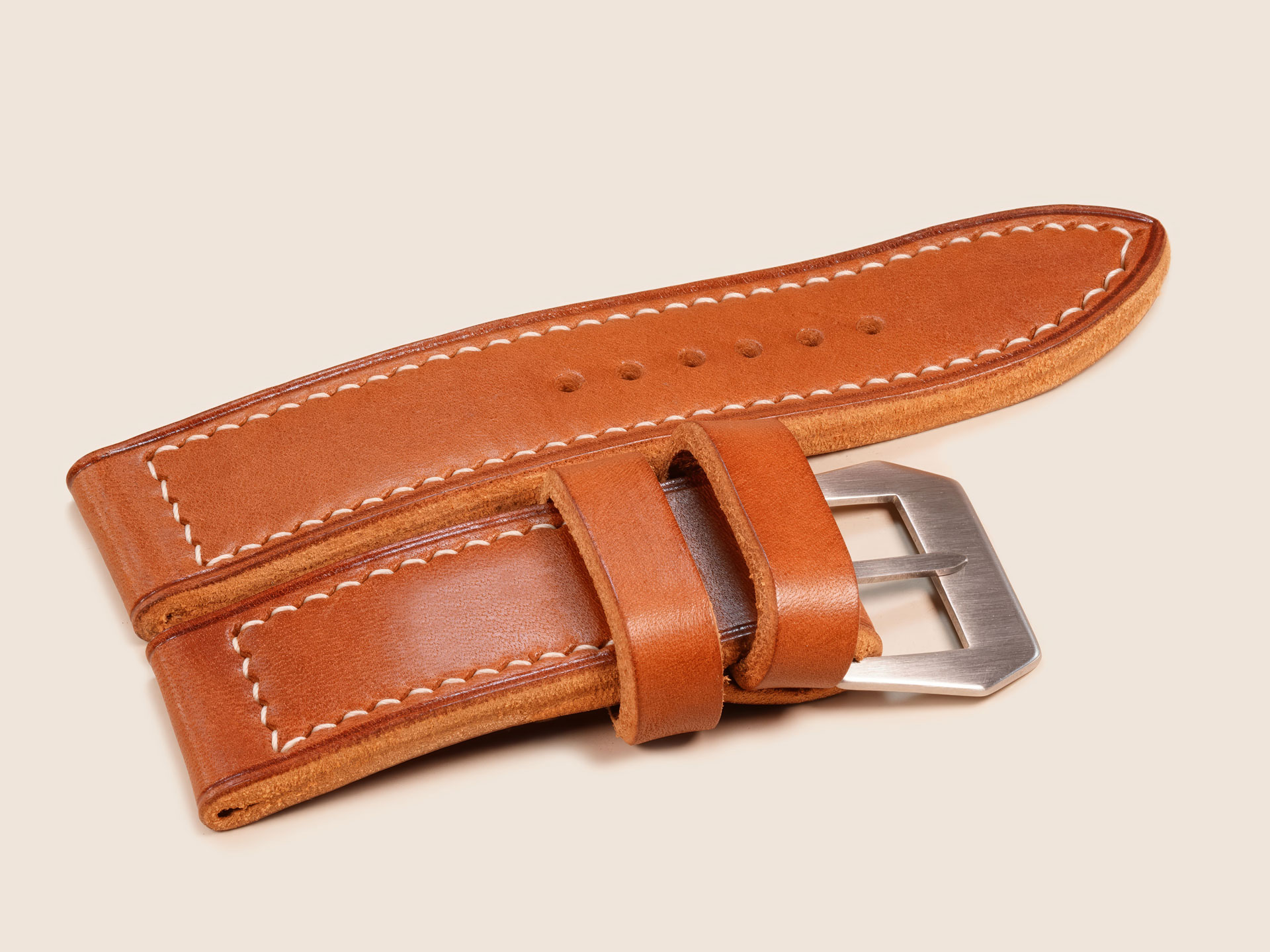 26mm non-tapered thick Panerai strap handcrafted for 47mm Panerai Luminor 1950.