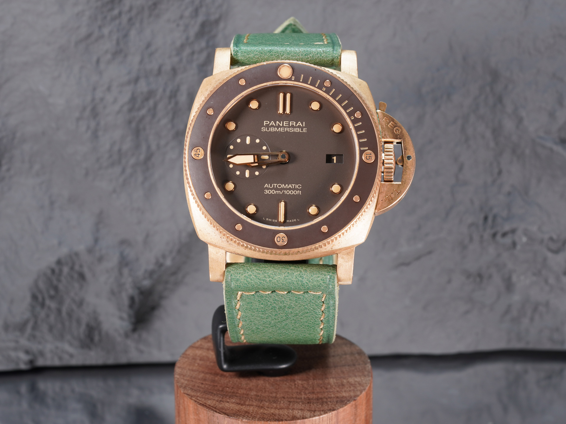custom-green-leather-strap-panerai-submersible-bronzo-pam968-marcello-straps